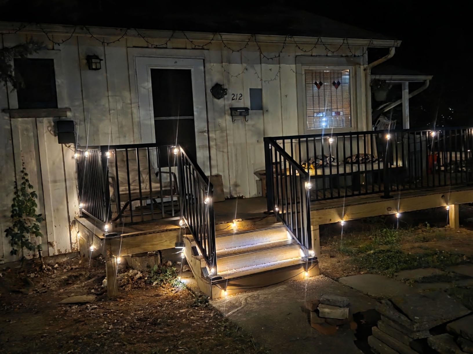 addlon 102FT(96+6) Solar String Lights Outdoor with Remote, Waterproof Patio Lights with 30 Shatterproof LED Bulbs, 30H+ Long-Lasting Dimmable & Timable Solar Light for Backyard Camping Garden Decor customer photo 1