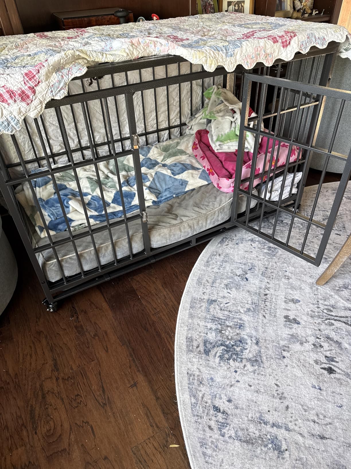 54 Inch Heavy Duty Dog Crate with Wheels, Indestructible Escape-Proof Dog Kennel with Locking Latch and Double Door, Extra Large XL XXL Crate Indoor for Large and Medium Dog with Removable Tray customer photo 2