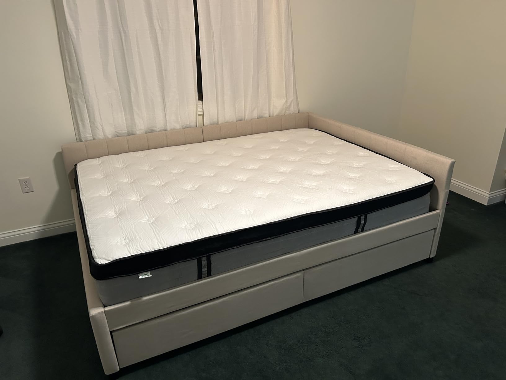 King Size Mattress, 12 Inch Hybrid Mattress with Memory Foam & Individual Pocket Springs, King Mattress in a Box, Medium Firm Feel, Pressure Relief, Edge Support, Motion Isolation customer photo 1