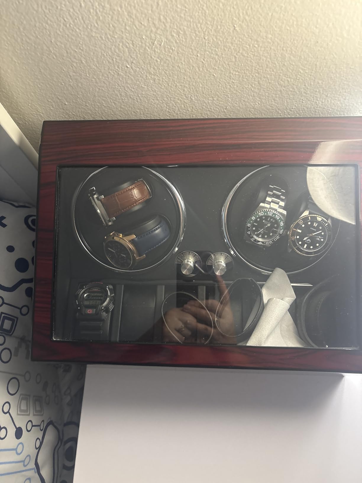 ANWBROAD Watch Winder for Automatic Watches 4+6 Watch Rotator and Storages with Super Quiet Motor LED Backlight Watch Turner Piano Paint Watch Turner 4 Rotating Modes UJWW002R customer photo 1