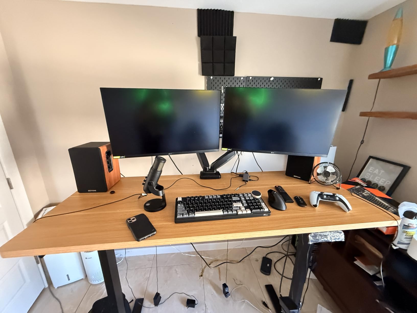 FLEXISPOT E3 Bamboo Dual Motor Electric Standing Desk 55 x 28 Sit Stand Up Desk, Holds 220 lbs, Adjustable Height w/Memory Presets, Solid Bamboo Desktop & Black Frame, Ships in 2 Boxes customer photo 1