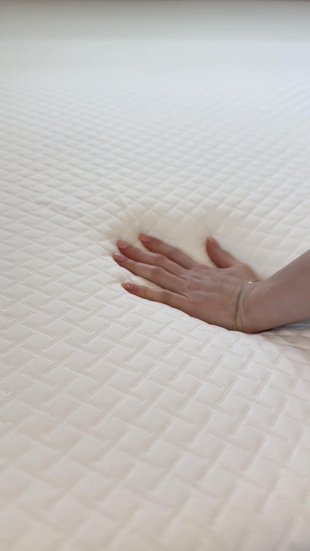 EGOHOME King Size Memory Foam Mattress, 12 Inch Bed Mattress in a Box with Cooling Green Tea Gel, Relieve Pressure with Medium Firm Support, CertiPUR-US Certified customer photo 2