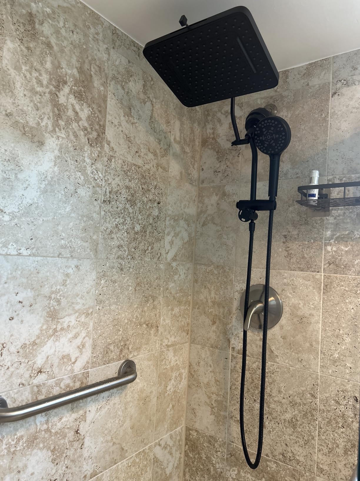 Hibbent 5-spray Dual Filtered Rainfall Shower Head Combo, High Pressure 13'' Showerhead with 10 Spray Mode Handheld, Easy Reach 4-way Diverter Shower Arm with Pause Mode, 71'' Hose and Holder, Black customer photo 2