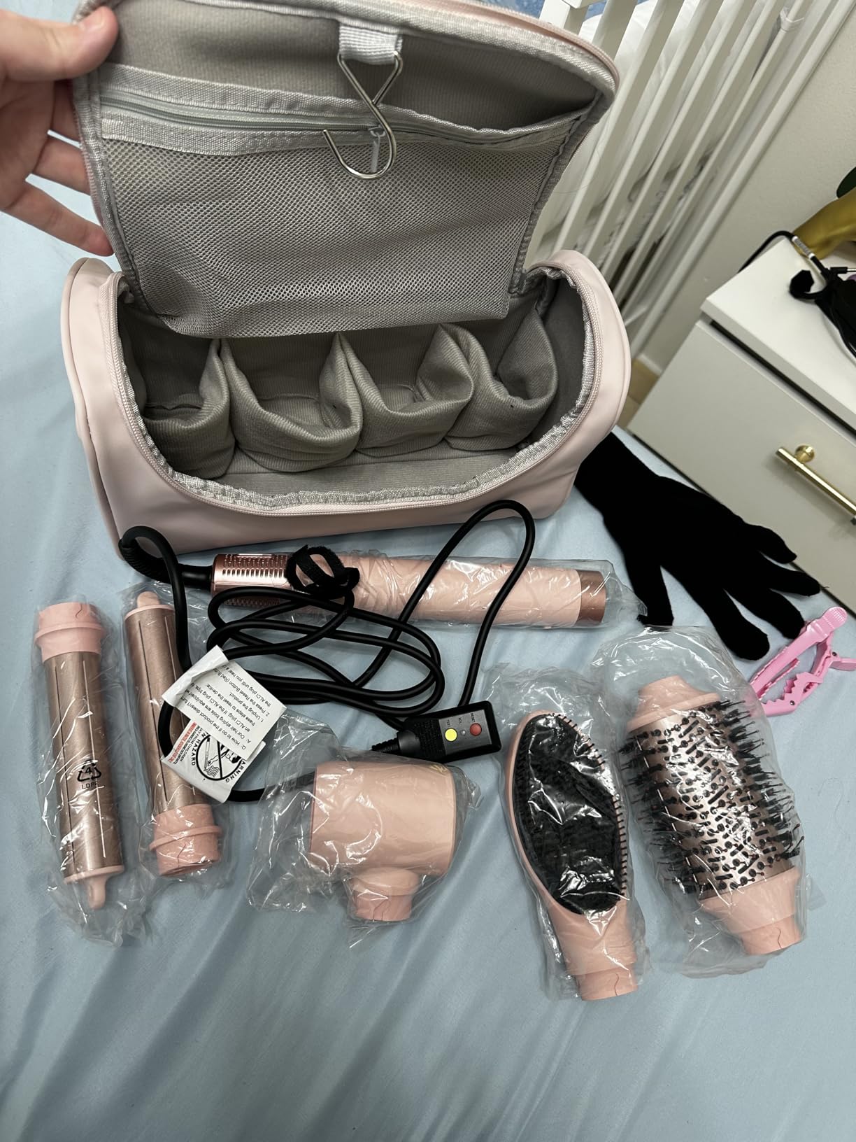 MESCOMB 5 in 1 High-Speed Hot Air Styler, Professional Frizz-Free Hair Dryer Brush, Fast Drying, No Heat Damage Air Styler Wrap for Curl, Volumize, Straighten, Includes Travel Bag (Hot Pink) customer photo 2
