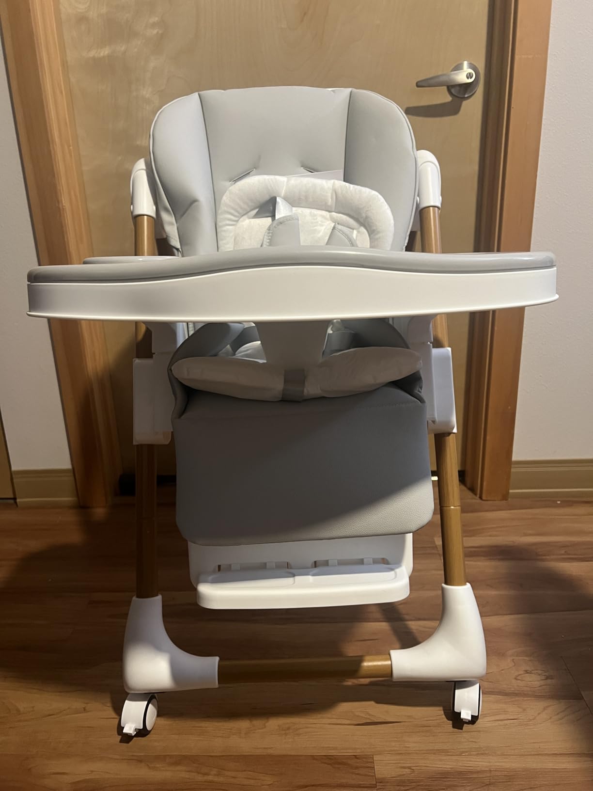 Mallify Foldable High Chairs for Babies and Toddlers, 3-in-1 Convertible Baby High Chair with Removable Soft Cushion and Tray, Adjustable Height & Recline, Lockable Wheels, Light Gray customer photo 1