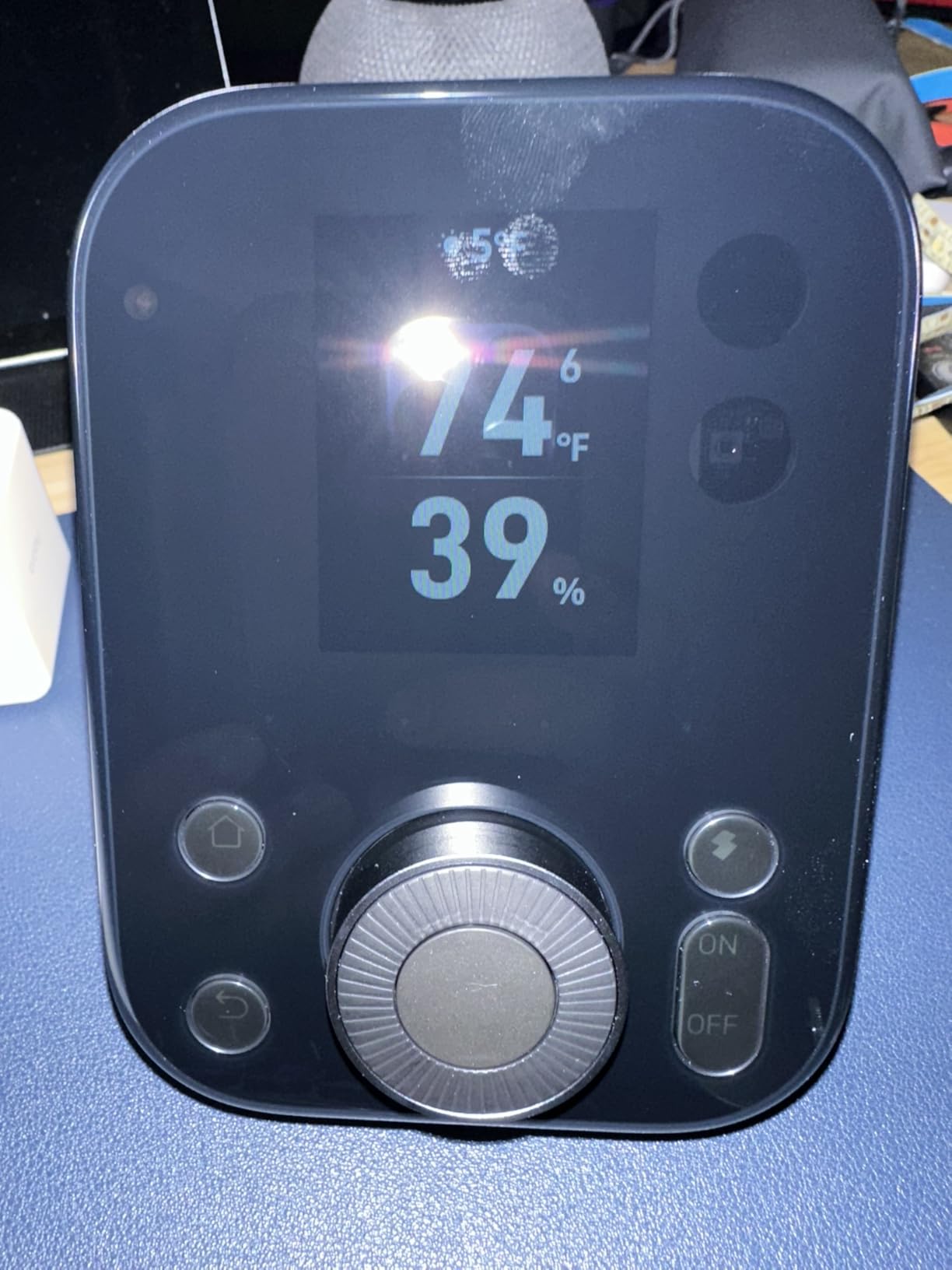 SwitchBot Hub 3 (3rd Gen), Smart Home Hub with 2.4-inch IPS Screen & Knob Control, WiFi Thermometer Hygrometer, IR Remote (Matter/Bluetooth 200m), Alexa/Google/Apple Home Compatible customer photo 2
