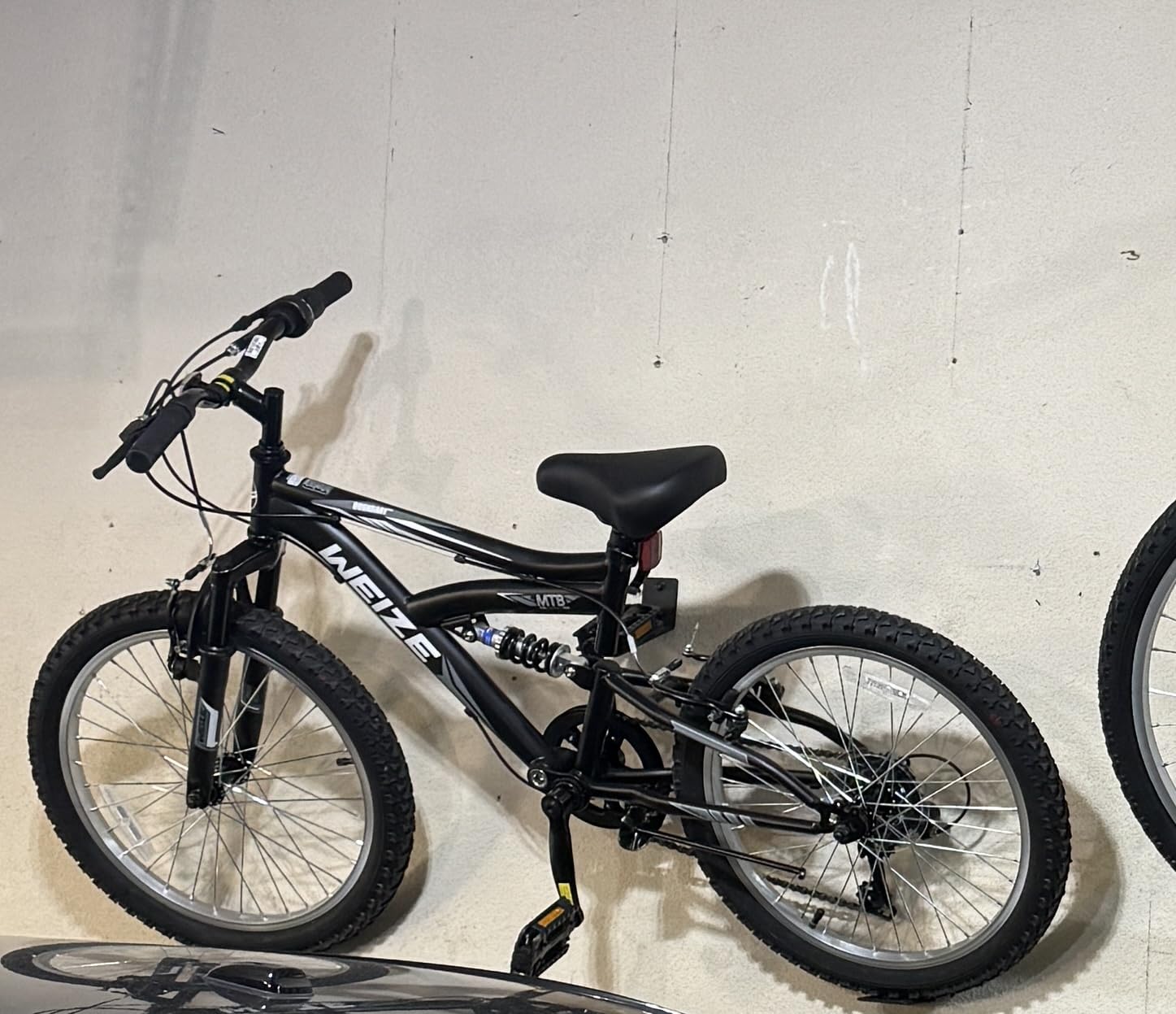 WEIZE Kids Mountain Bike 20 24 inch Kids' Bicycles for 8-14 Years Old Boys Girls with Dual Full Suspension, 6 Speeds Drivetrain, High-Carbon Steel Frame customer photo 1