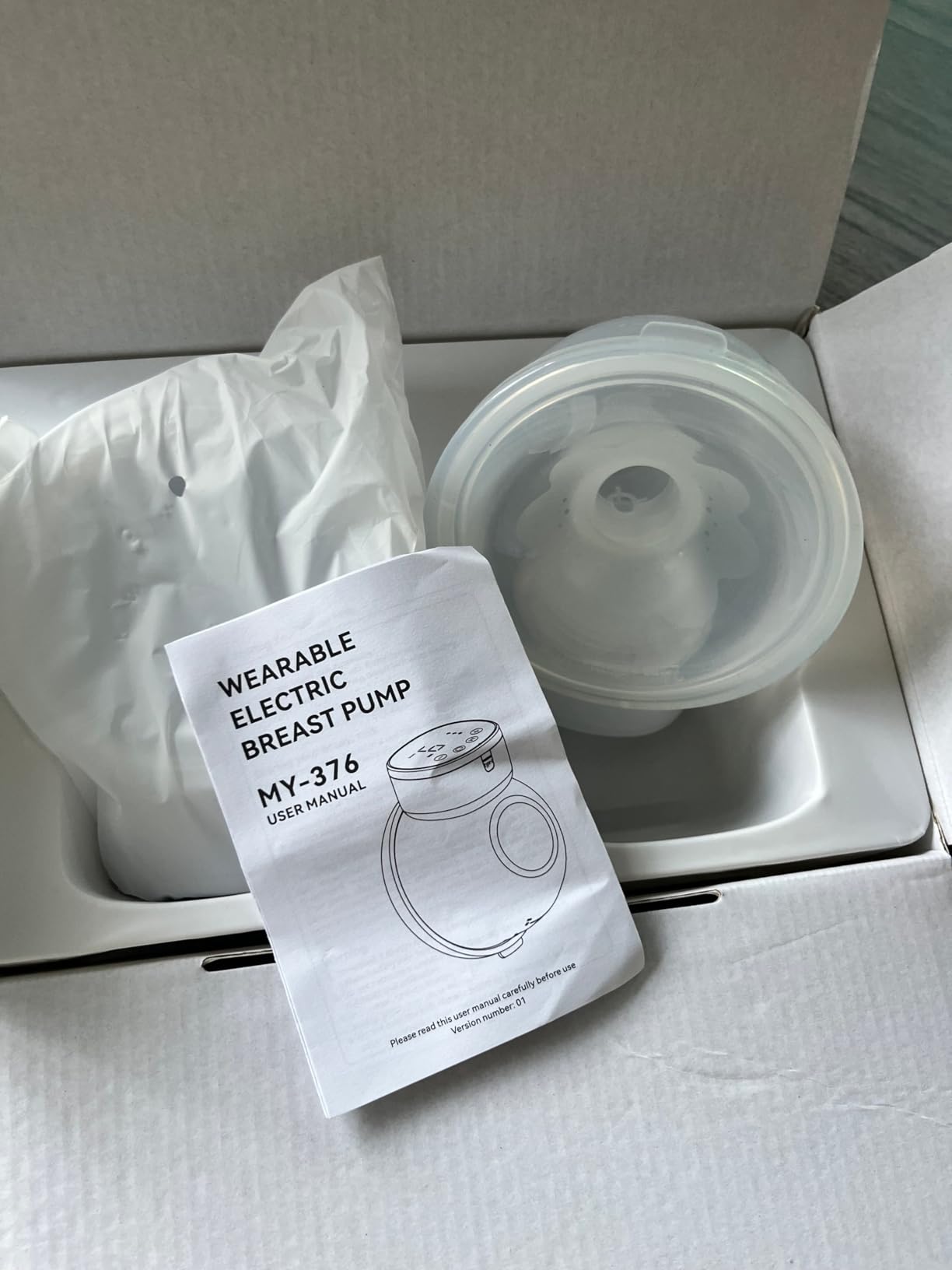 Hands Free Breast Pump Wearable MY-375 - Strong Suction, Low Noise, Wearable Breastfeeding Pump with 4 Mode &12 Levels, Portable Electric Breast Pump 24mm - 19/21/Insert/Flange, 2 Pack (White) customer photo 2