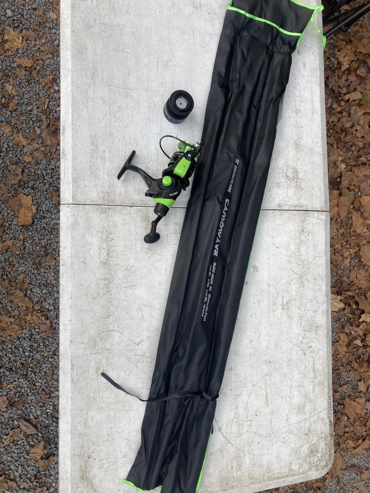 Sougayilang Surf Fishing Rod and Reel Combo Medium/Heavy 3 Piece Travel Spinning Rod with 4000 Size Reel Baitfeeder Combo(9'/10'/11') customer photo 1