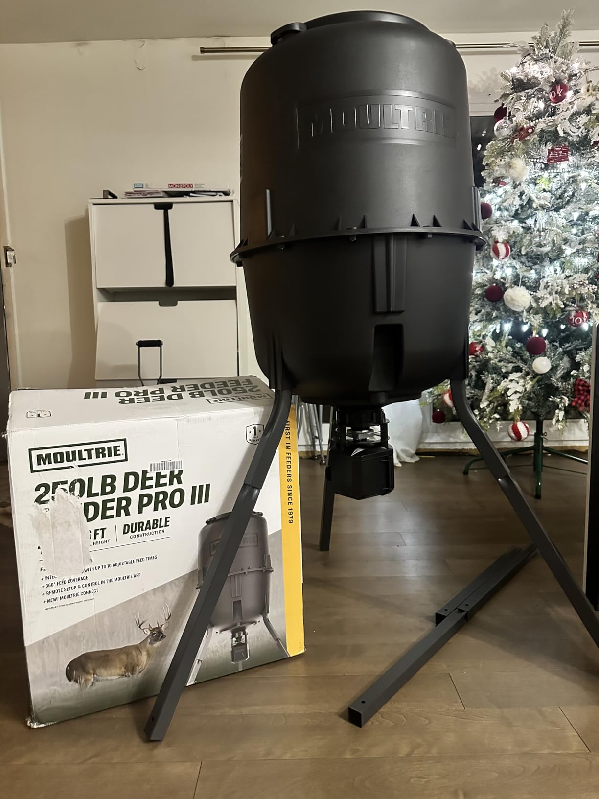 Moultrie 250 Lb Pro Hunter III Deer Feeder - Moultrie Connect Bluetooth, 10 Daily Feed Times, Pairs with Edge 3, MFG-15104 customer photo 2