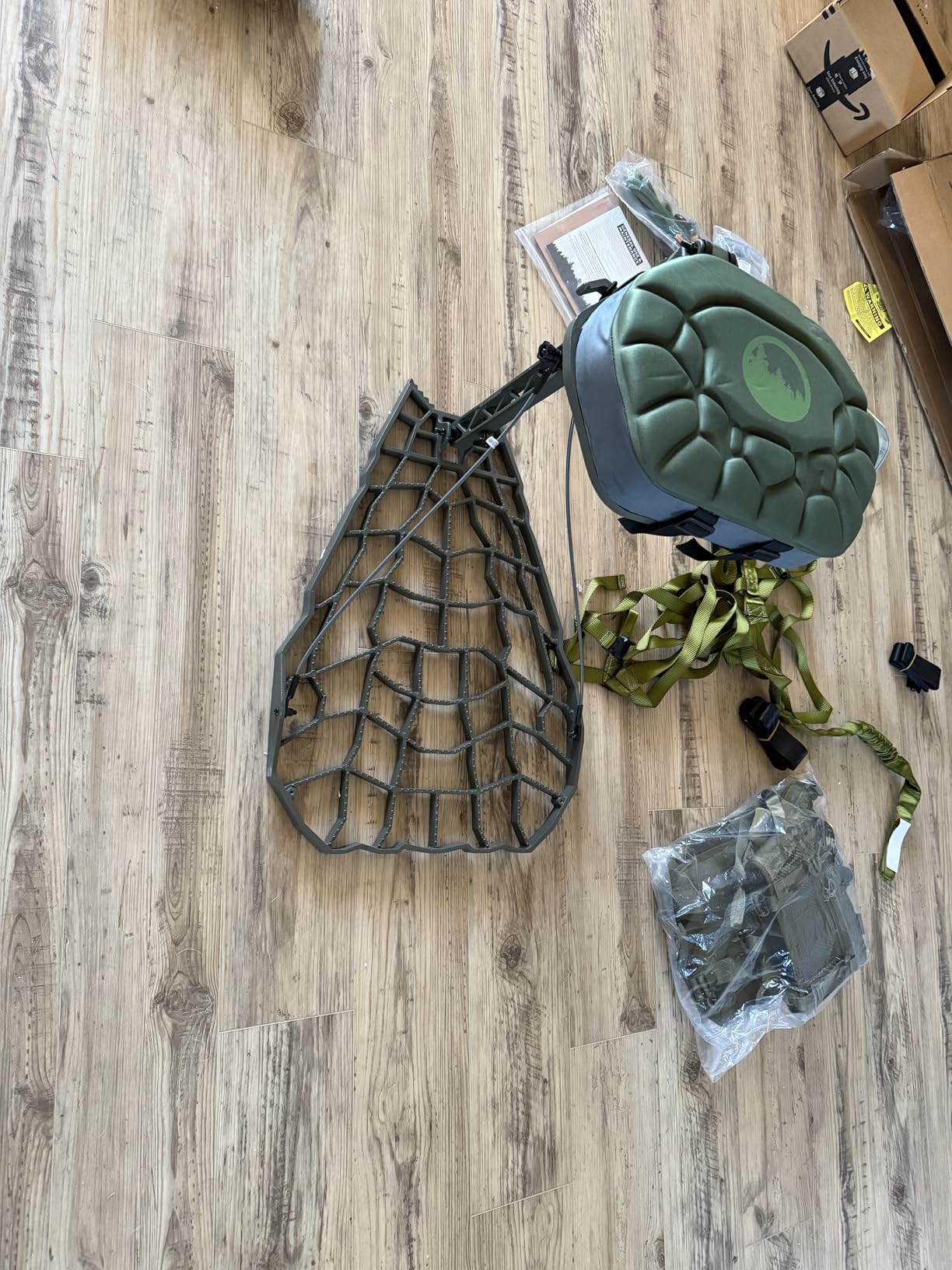 XOP Vanish Evolution - Cast Aluminum Hang On Tree Stand for Hunting - Deluxe Deer Stand customer photo 1