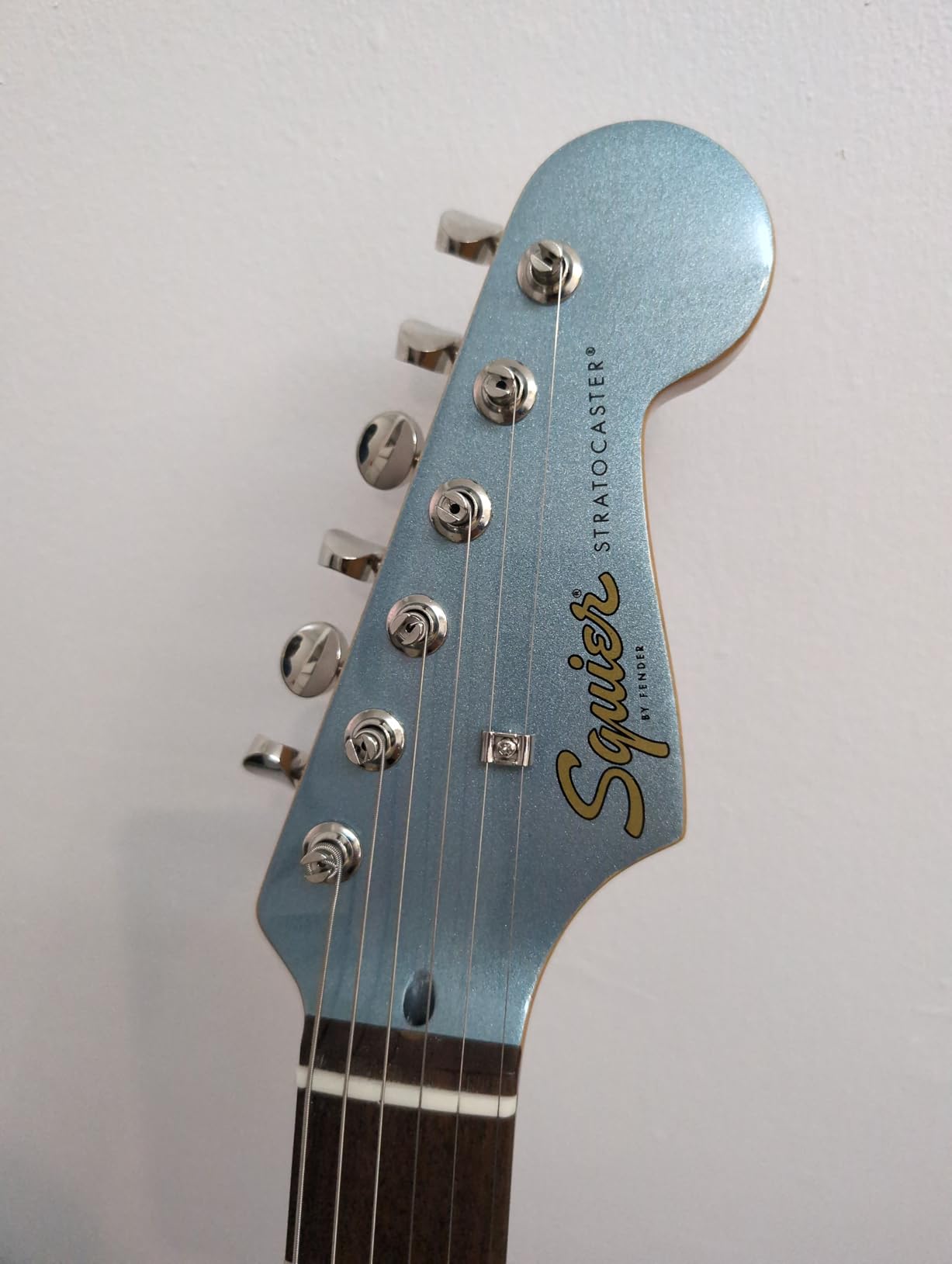 Fender Limited Edition Classic Vibe '60s Stratocaster HSS - Ice Blue Metallic customer photo 1