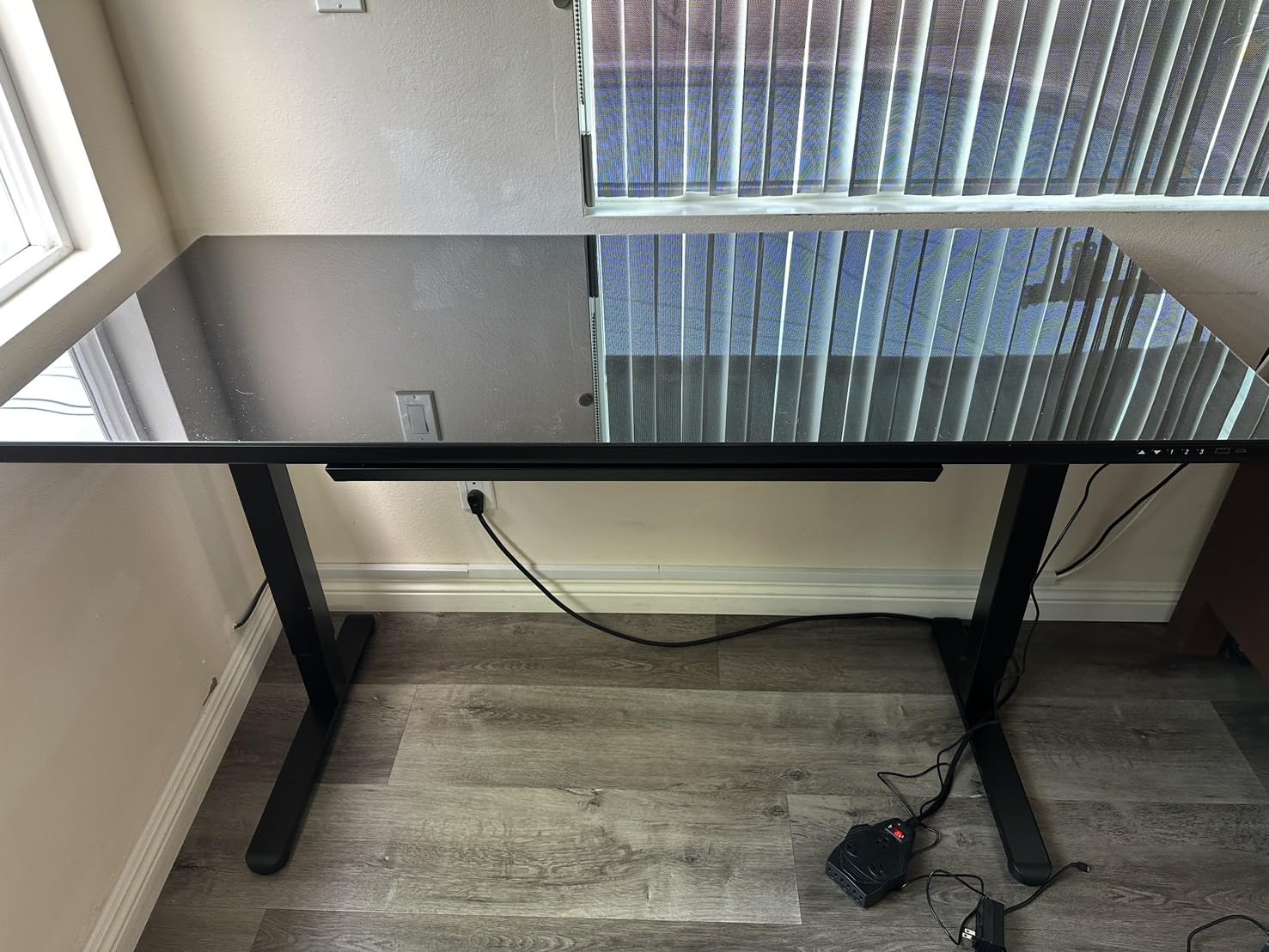 Furmax Electric Standing Desk with Drawers, Adjustable Height Sit Stand Desk with One-Piece Desktop & USB Charging Port for Home Office Computer Desks (Bamboo Desktop, 48 Inch) customer photo 1
