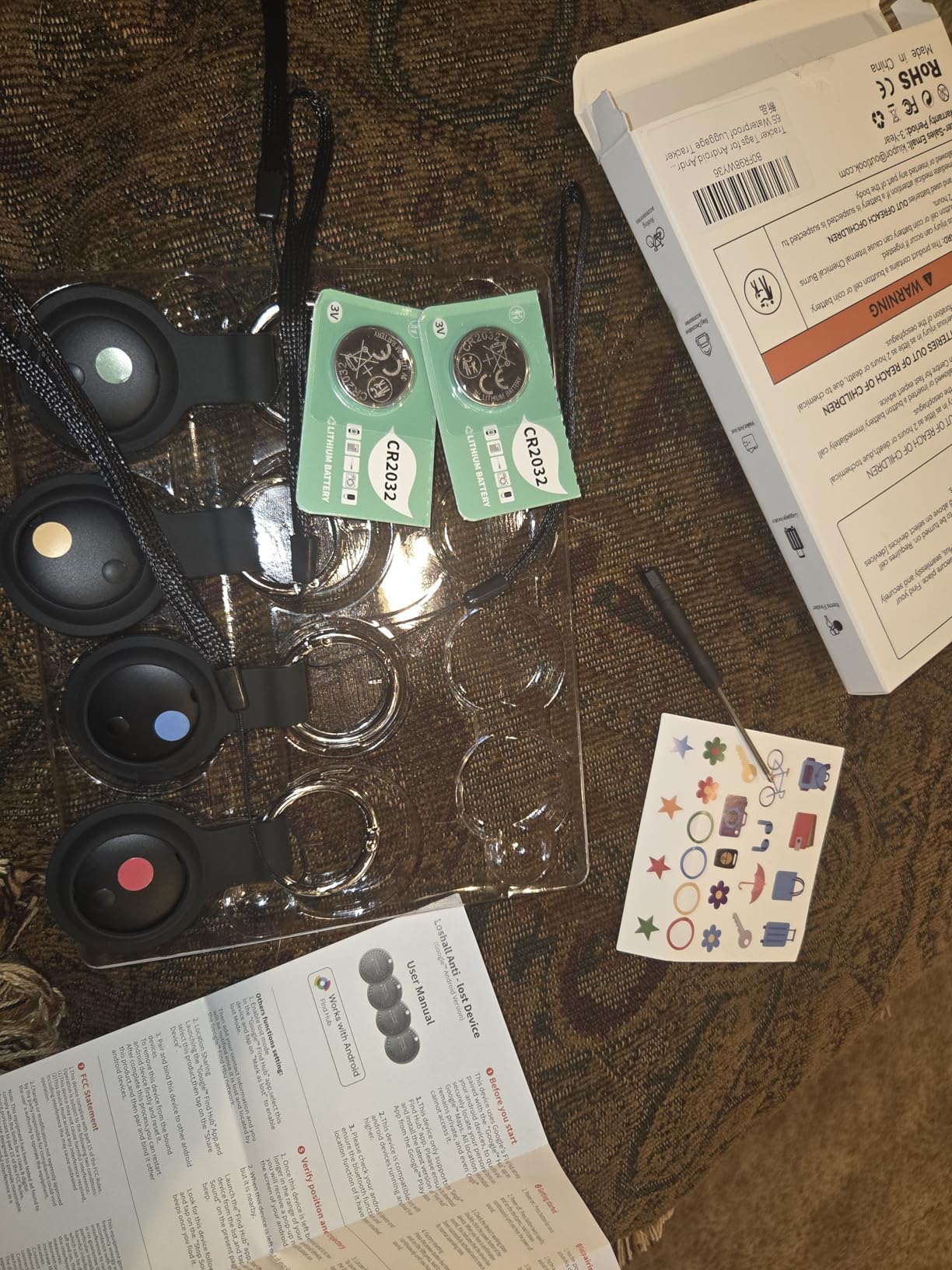 Air Tags for Android,Air Tags-4 Pack Android,2 Year Battery Life,Air Tracker Tags with 4 Case,Google Find Trackers for Google'S Find Hub App,IP65 Waterproof Luggage Tracker for Keys customer photo 1