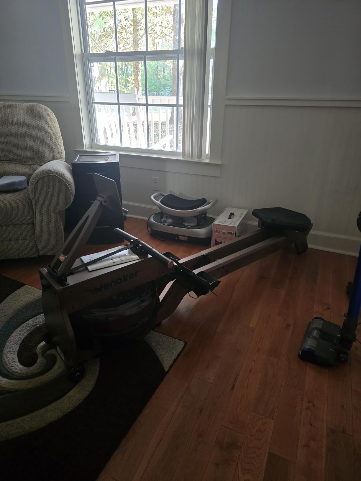 WENOKER Water Rowing Machines for Home Use, Rower Machine with Smart Electronic Knob, Wooden Row Machine with LCD Monitor & Comfortable Seat, Bluetooth App Compatible for Home Gym Exercise 300 LBS customer photo 1