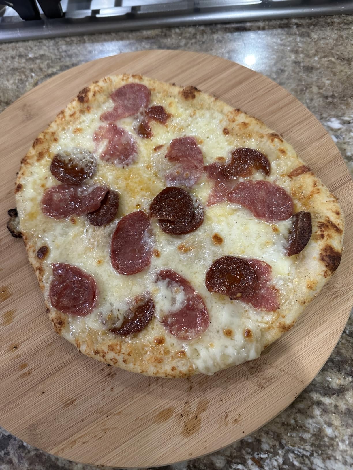 VEVOR Pizza Stone, 15 x 12 x 0.6 in Rectangular Cordierite Pizza Stone, Extra Large Baking Stone with Scraper, 1450F Heat-Resistant Bread Stone, for Kitchen Oven, Baking Bread & Pizzas, BBQ Grill customer photo 2