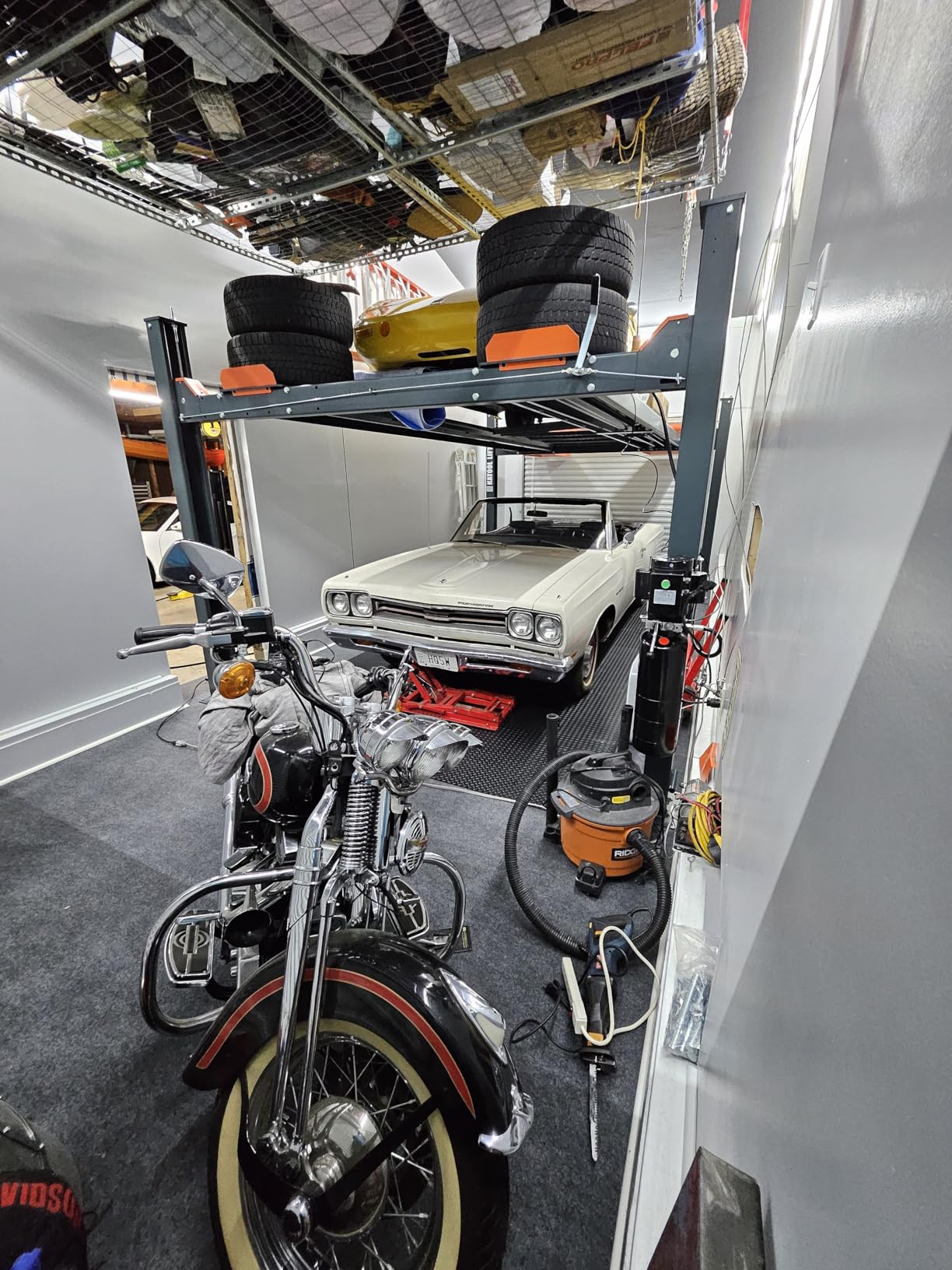 KATOOL 8500lbs 4/Post Car Lift 3.0HP Parking Lift with Double Locks More Safety Extra Height Width Length 70.8 Lifting Height 4 Post Storage Service Lift for Home Garage and Shop, Gray customer photo 1