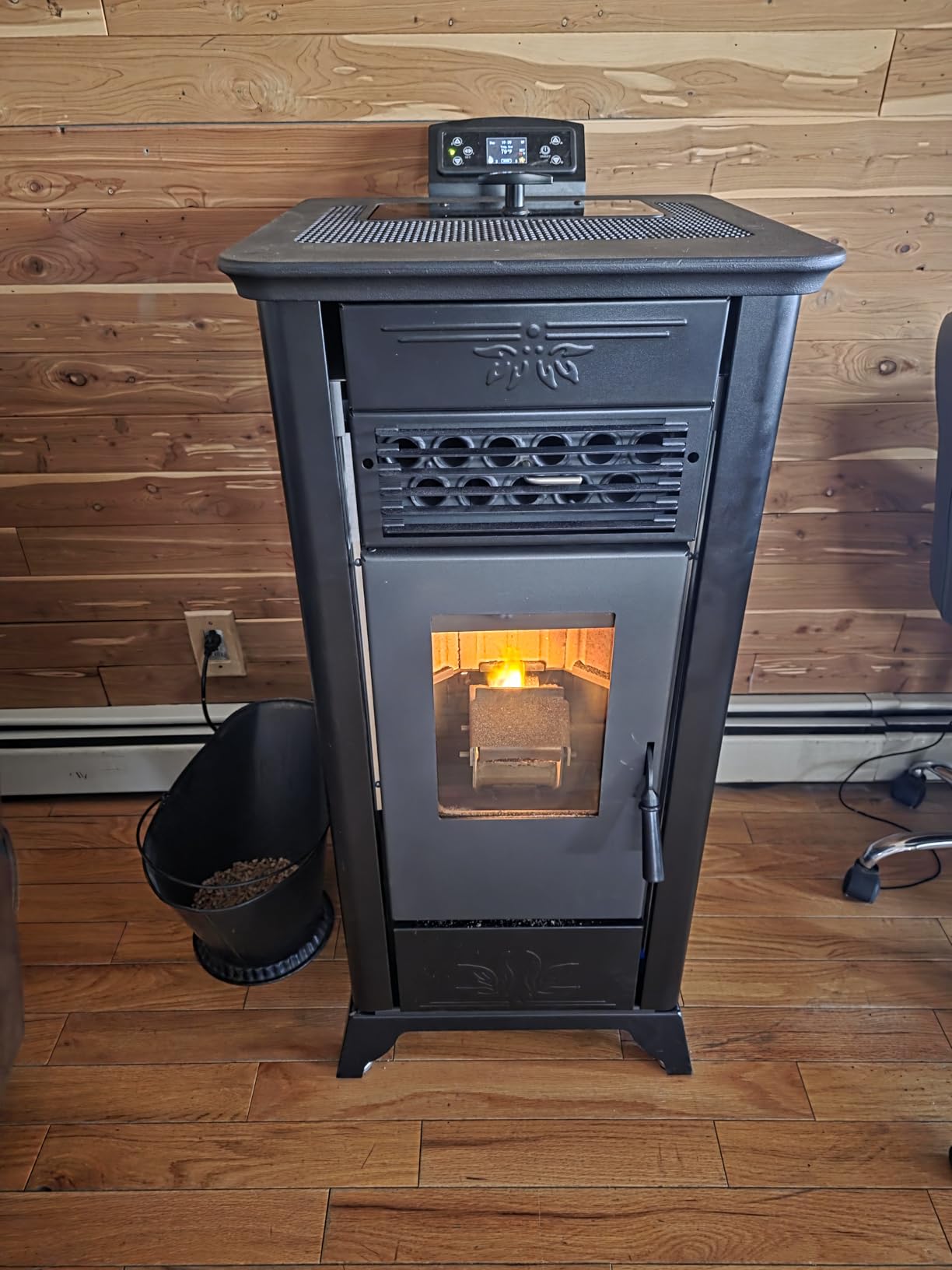 Freedom Stove PS21 Pellet Stove - Marble White | 24V Battery-Ready Backup, WiFi, Touch/Remote Control, 5-Year Warranty customer photo 1