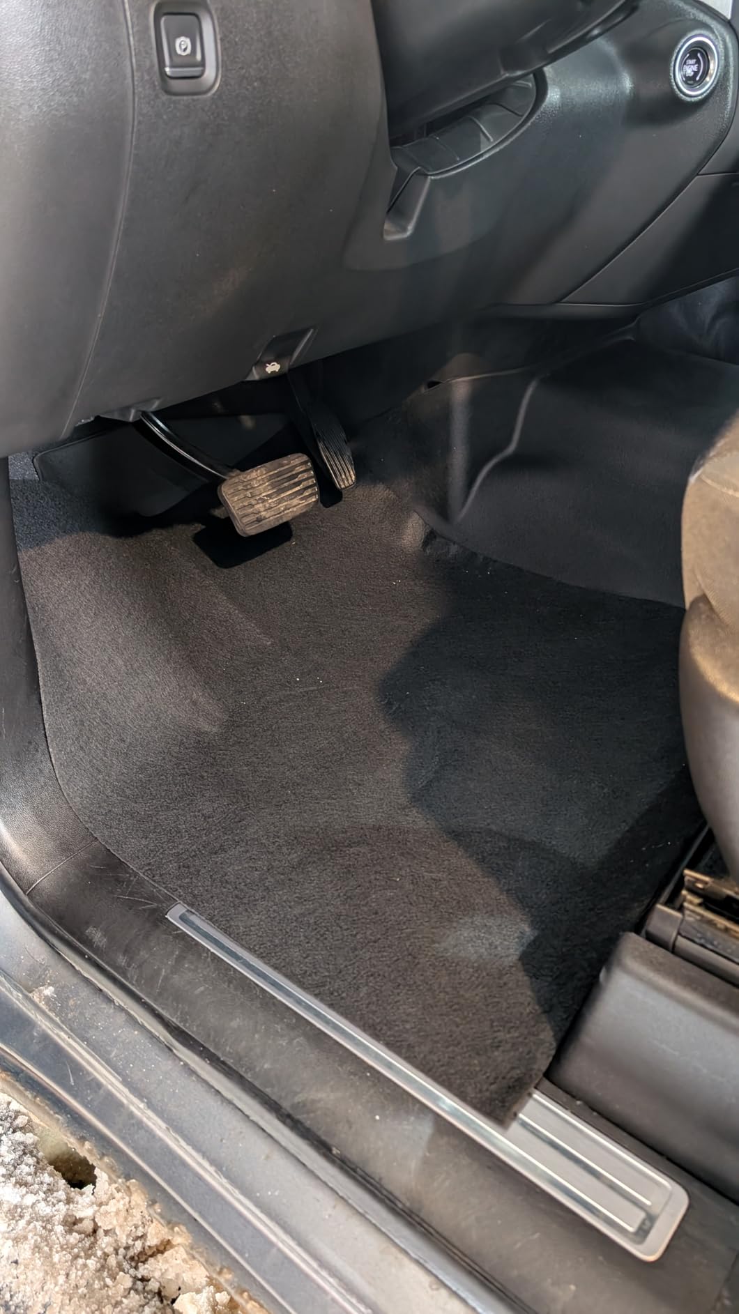 Heavy-Duty Garage Floor Mat 17' x 7'4