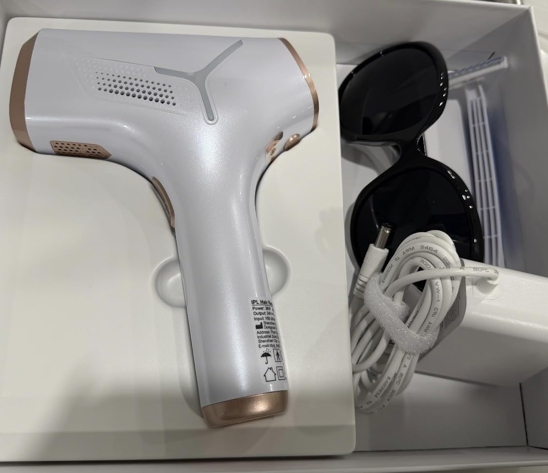 LYSMOSKI Laser Hair Removal for Women and Men, At-Home IPL Hair Removal Device with 5.2 cm² Treatment Window, Nearly Painless, Visible Results in 2 Weeks, Full Body Treatment in 8 Minutes, Pink customer photo 1