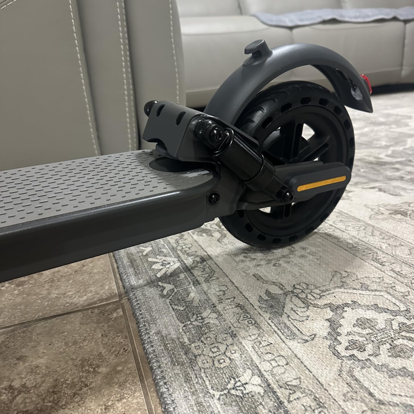 WERHY Electric Scooter, 500/300W Powerful Motor, 22/19 MPH Max Speed, 28-15 Miles Range, Lightweight Foldable Kick Scooter with Dual Braking Systems, Smart APP customer photo 1