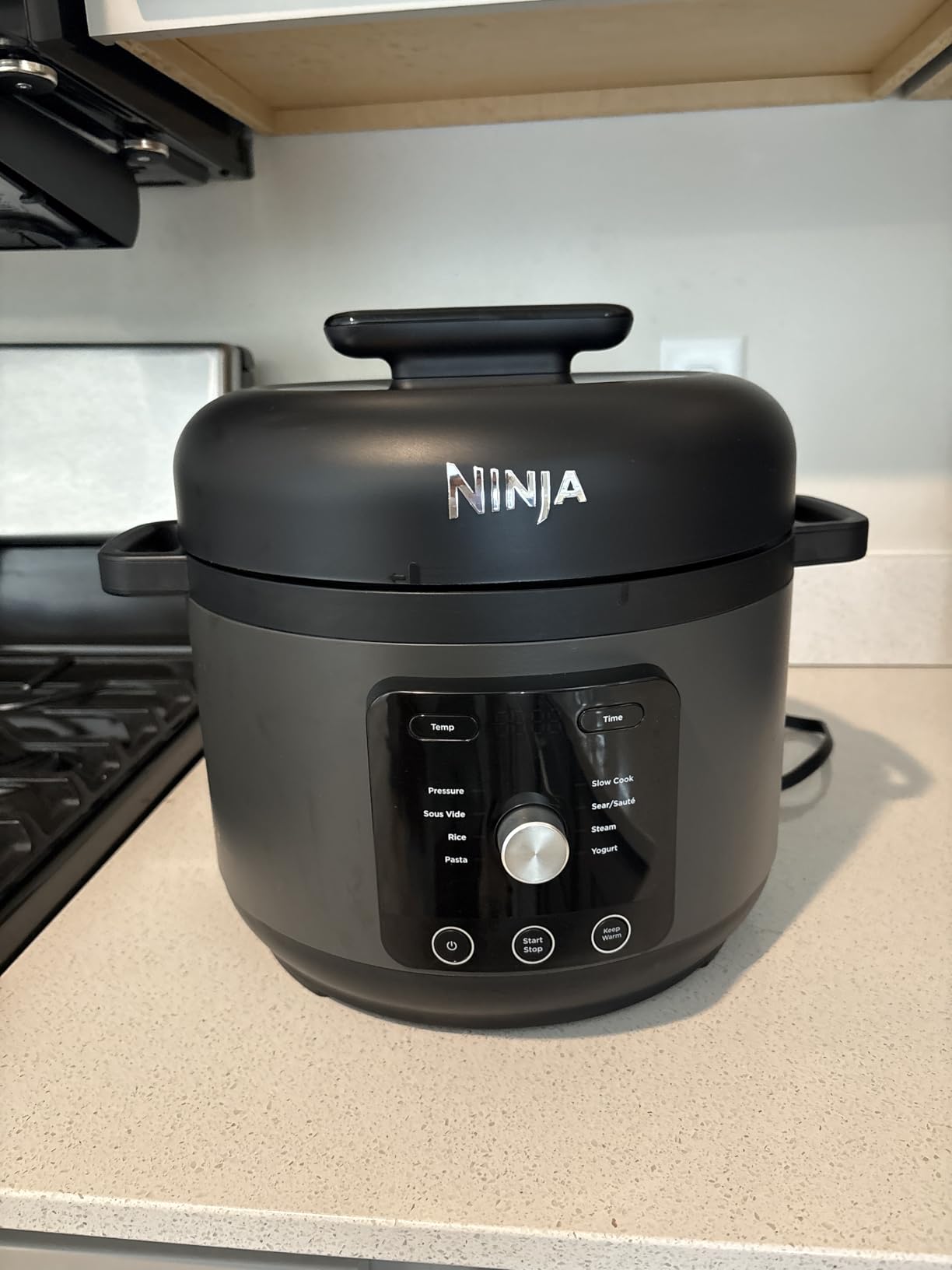 Ninja HyperHeat 9-in-1 Electric Pressure Cooker | 6.5 Qt Multi Cooker with Sear/Saute, Slow Cooker, Rice Cooker, Sous Vide | 1200W | Fast Cooking, PFAS-Free Pot | Dark Gray | PC201GY customer photo 1