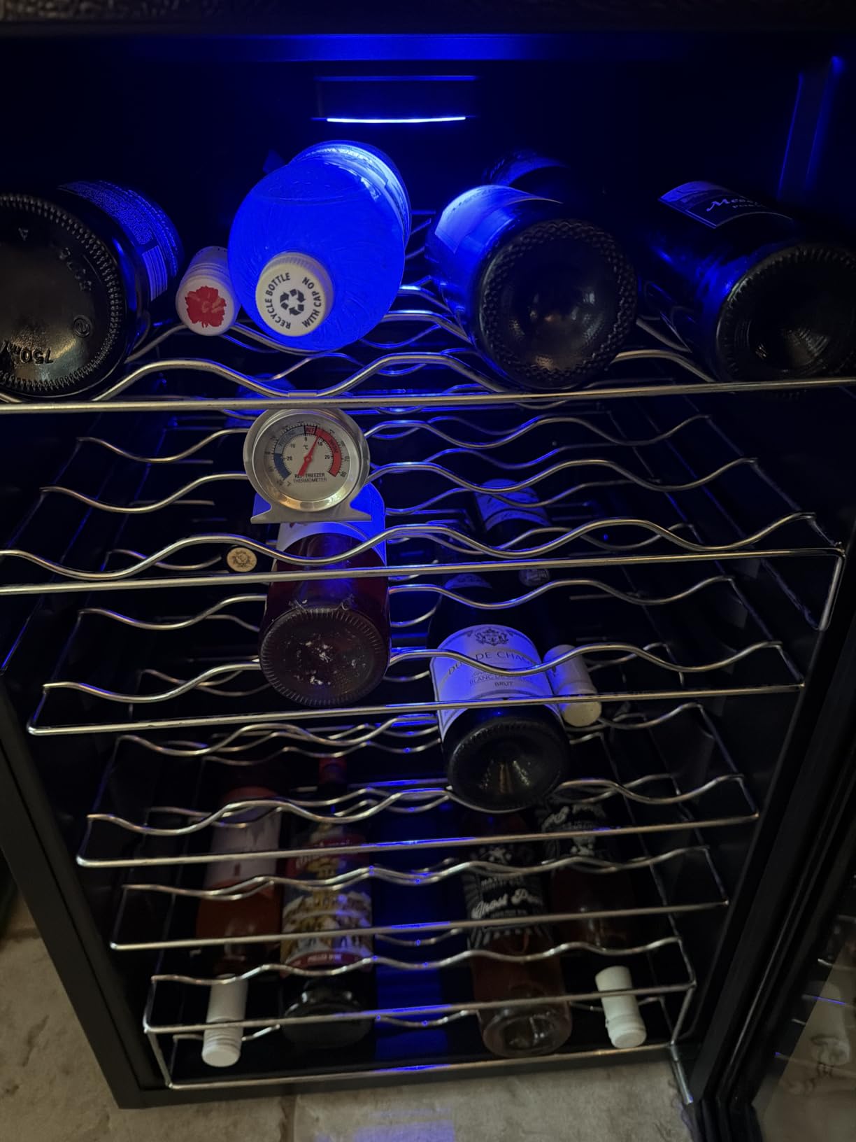 Feelfunn 18 Bottle Compressor Wine Cooler Refrigerator - Freestanding Wine Fridge with Glass Door & Digital Temperature Control customer photo 2