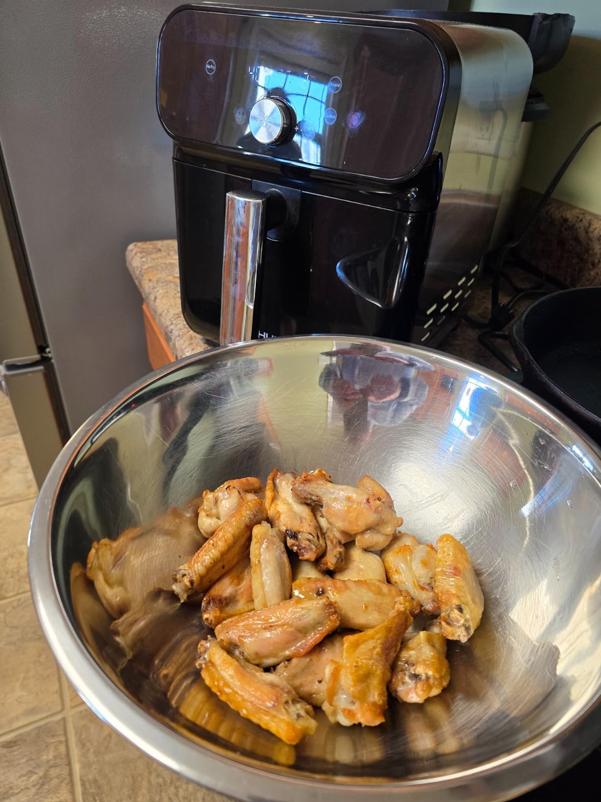Compact Air Fryer, 9-in-1 with Smart Digital Color TouchScreen Air Fryers, View Window, Air Fry, Roast, Bake, Reheat, Dehydrate, 12 Presets, Dishwasher Safe Basket & Less Oil Nonstick, 4.2QT customer photo 1