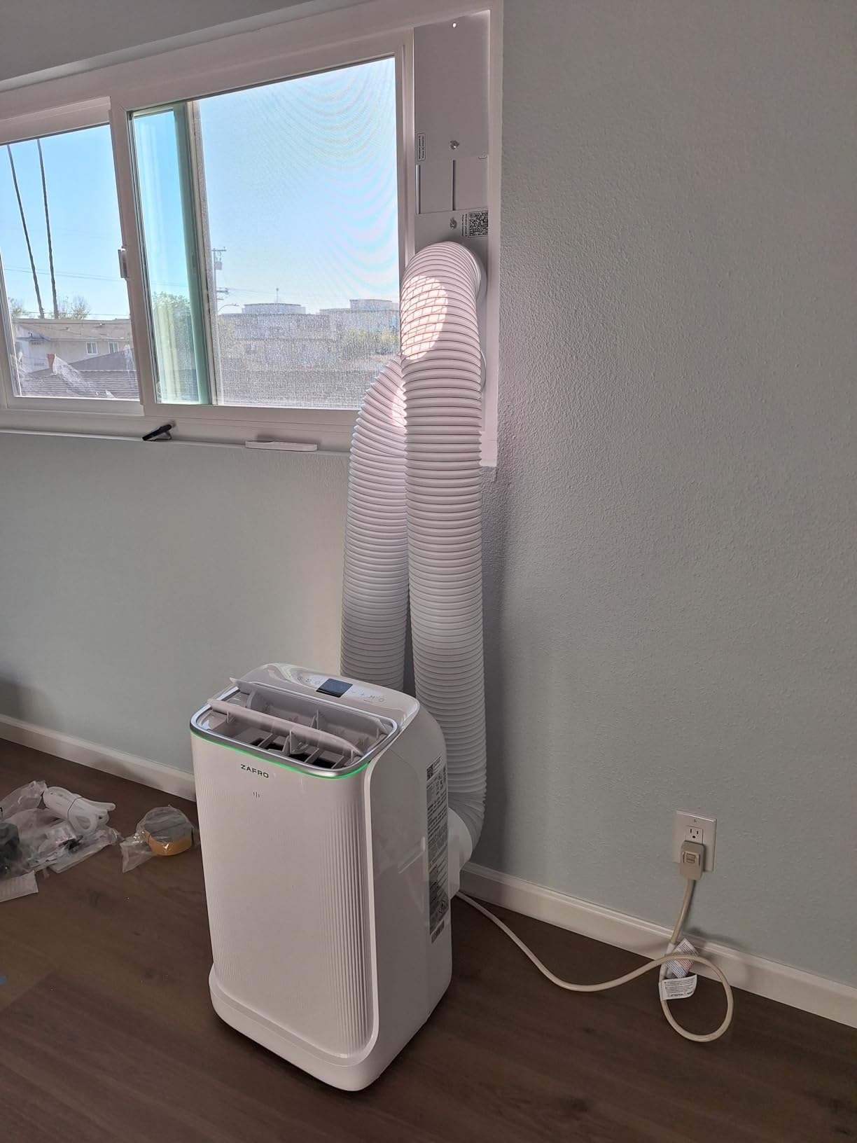 ZAFRO Smart Inverter Portable Air Conditioners, 14000 BTU (10000 BTU SACC) Dual Hose Portable AC Unit with Energy Saving/Ultra Quiet(42dB 2026)/Drainage-free Cool/APP/Remote for Multi-Scenario Use customer photo 2