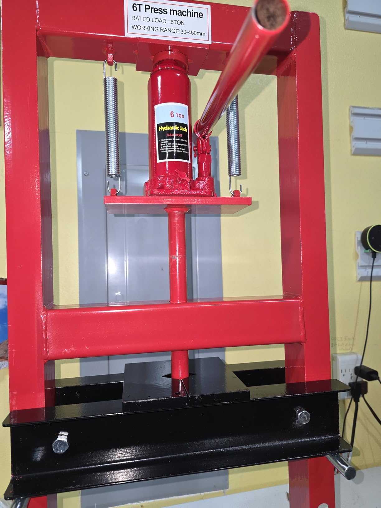 GarveeTech 6 Ton Hydraulic Shop Press, H-Frame, 4-Hold Adjustable Height, with Movable Plates and Dust Cover, Red customer photo 2