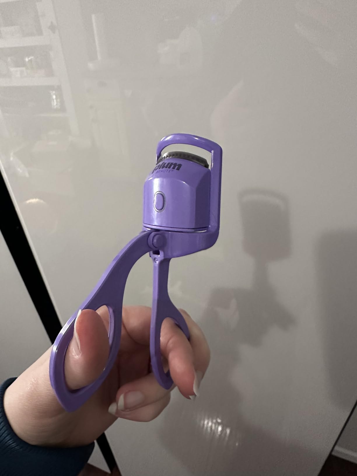 Plum Beauty Lash Lift Off Heated Eyelash Curler - USB-C Rechargeable Electric Eye Lash Curler with 2 Temperature Settings - Long-Lasting, No-Pinch Lash Lift for Effortless, Wide-Awake Eyes customer photo 1