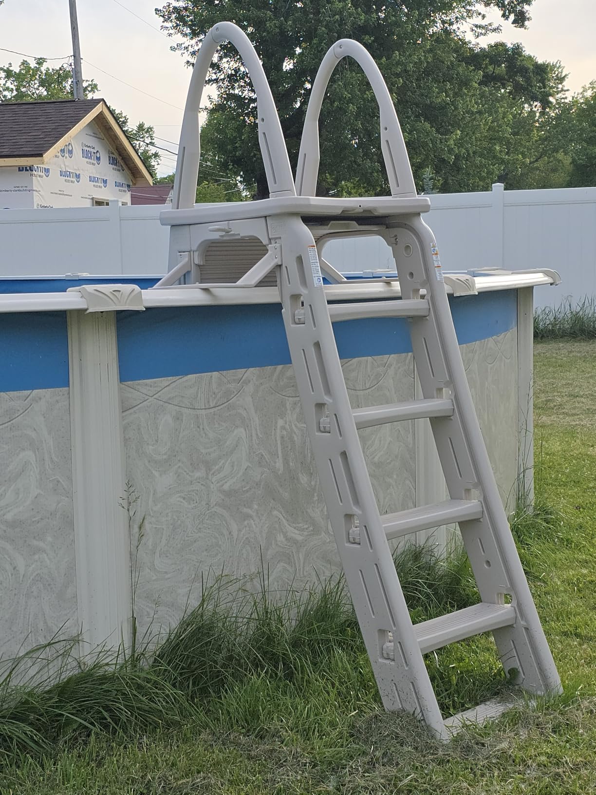 Confer Plastics 7200 Roll Guard 48