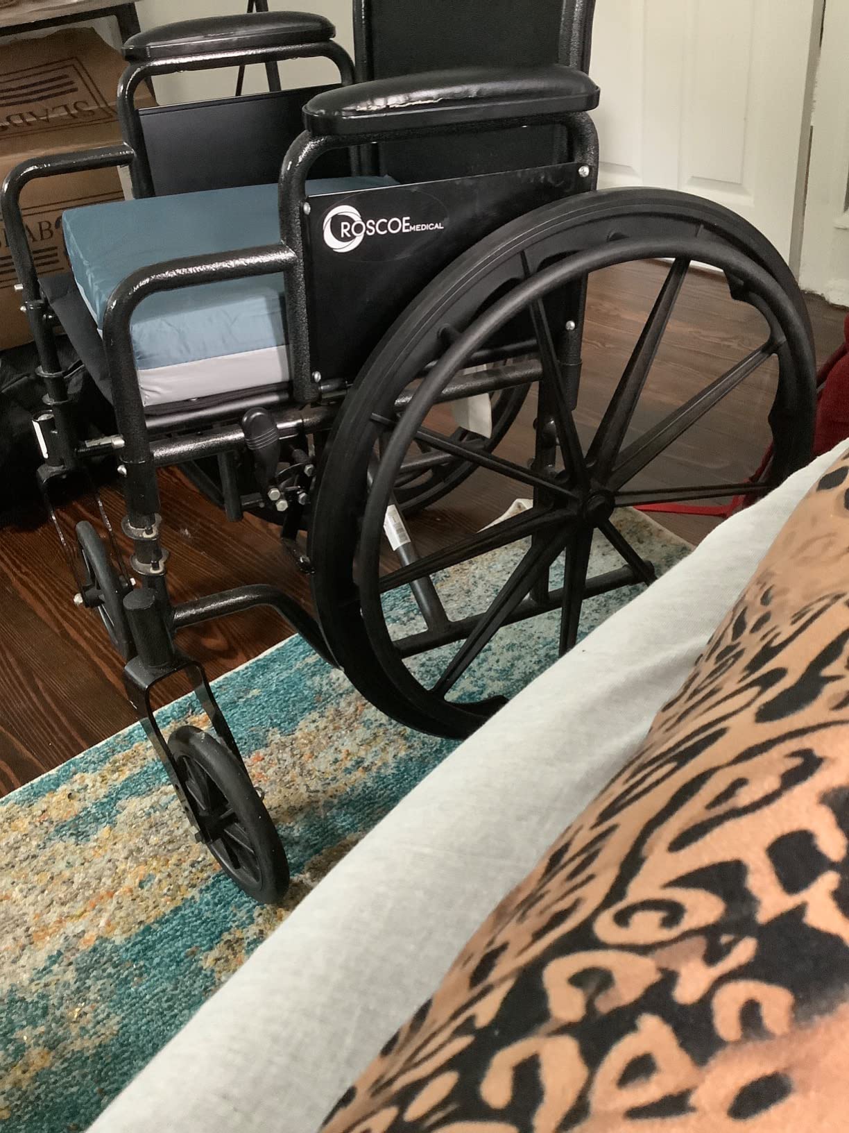 Drive Medical 14887 Molded Foam General Use Wheelchair Cushion, Black customer photo 2