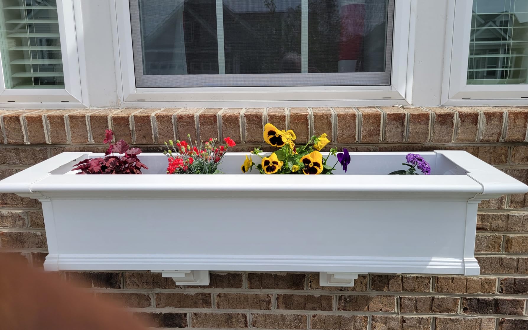 Mayne Yorkshire 4ft Window Box - White - 48in L x 12in W x 10in H - Polyethylene Planter - Built-In Water Reservoir (4824-W) customer photo 1