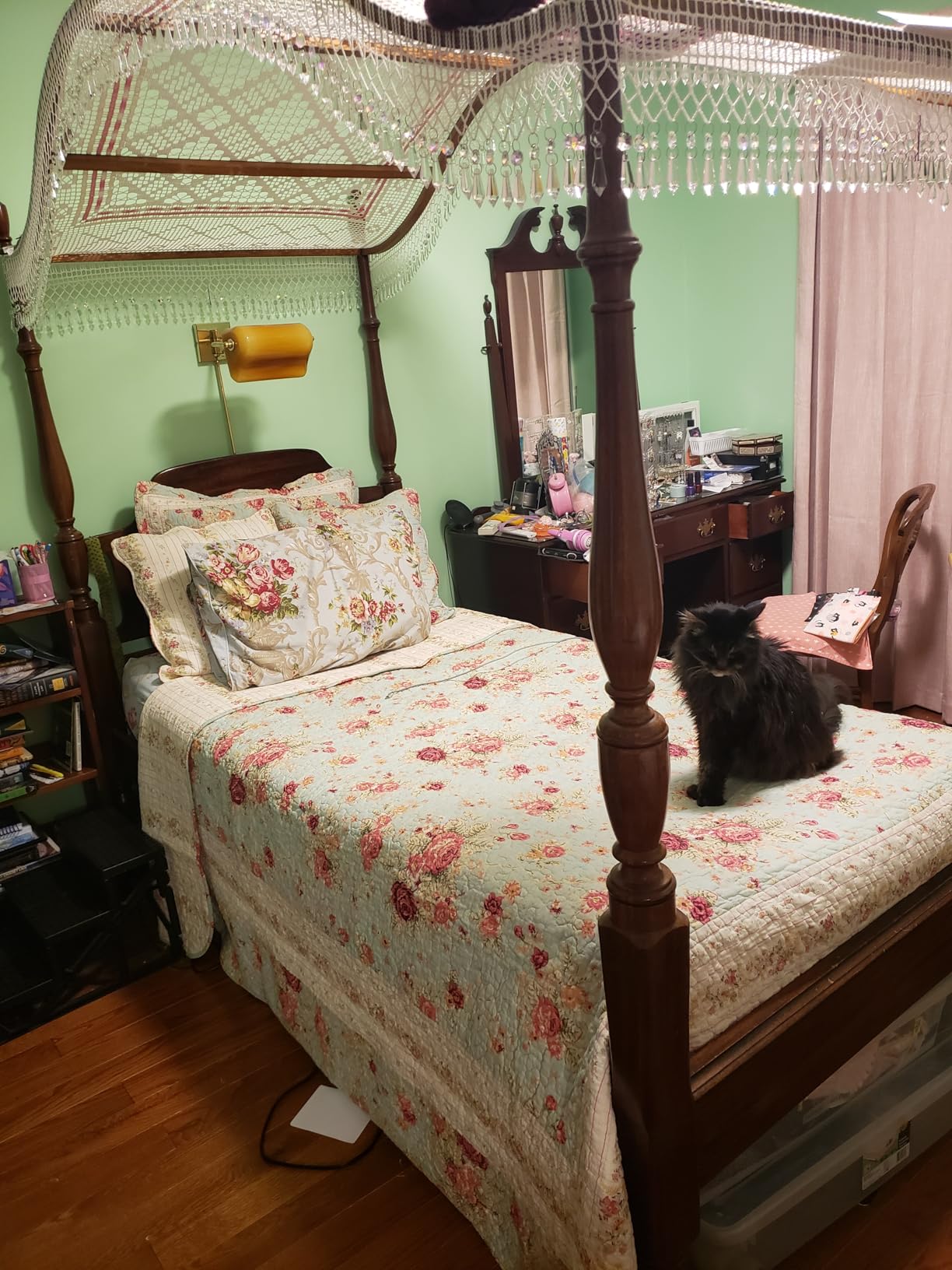 Greenland Home Antique Rose 100% Cotton Heirloom-Quality Quilt Set, 5-Piece King/Cal King, Ecru customer photo 1