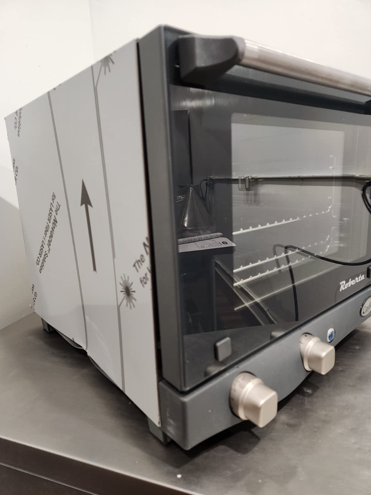 Cadco OV-003 Quarter-Size Commercial Countertop Convection Oven, 3 Pan Capacity, Manual Time & Temp Controls, Stainless Steel, 18-7/8