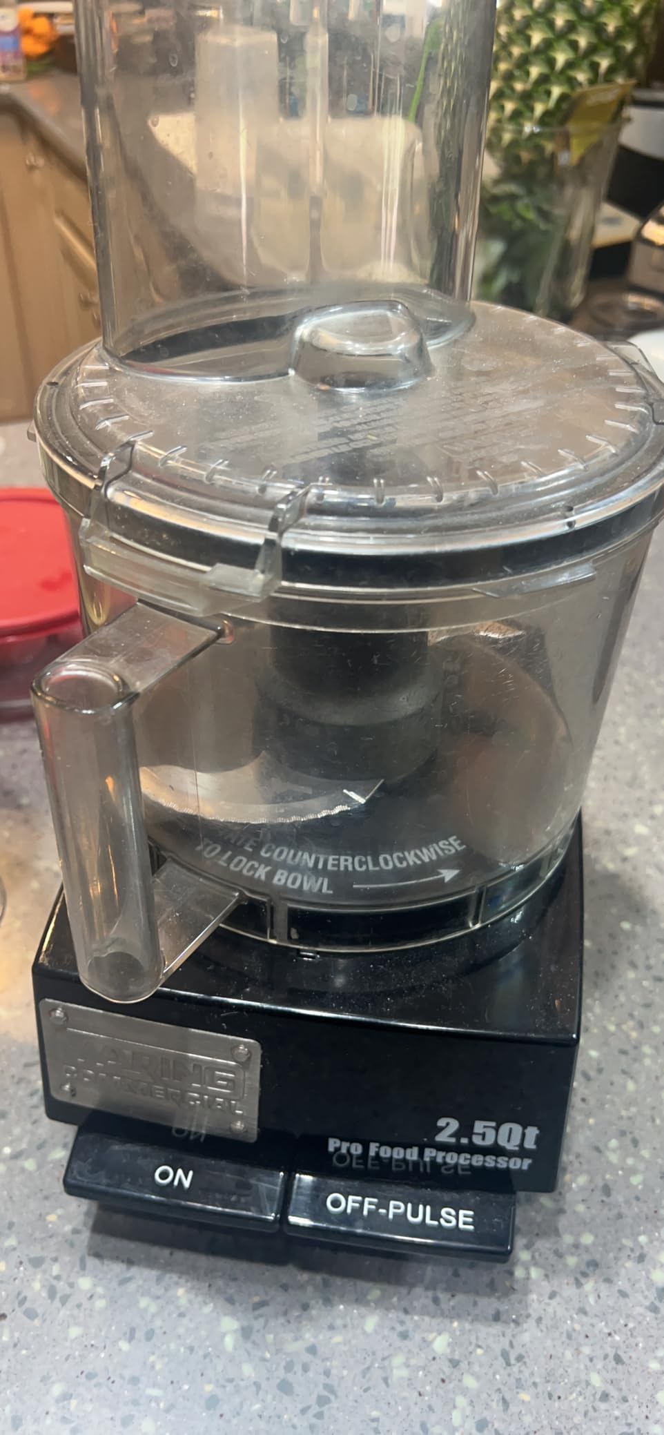 Waring Commercial WFP11S 2.5 Quart Food Processor, 3/4 HP Motor, Extra Large Feed Tube, Patented LiquiLock Seal Bowl System, Includes Grating, Shredding, Slicing, Whipping Disc and a Standard S blade for Chopping, Pureeing, and Emulsfyfying, 120V, 5-15 Phase Plug customer photo 1
