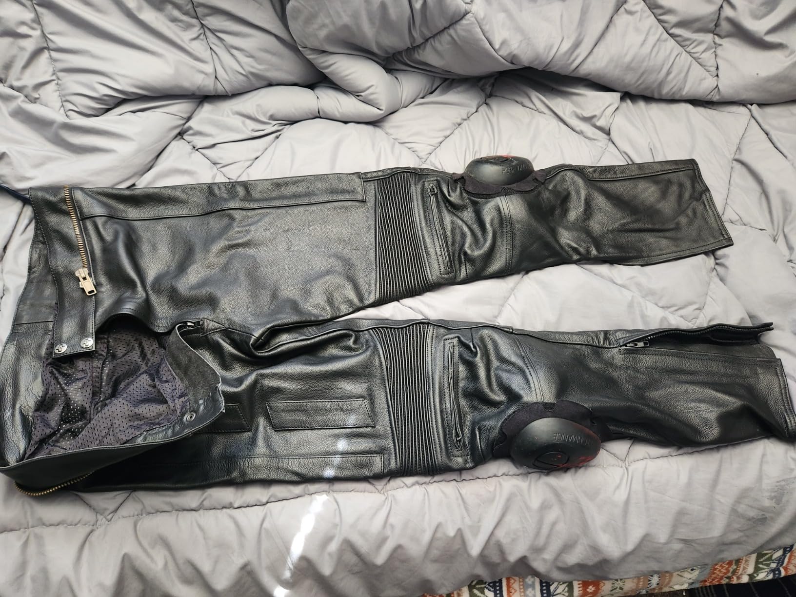 2pc Motorcycle Riding Racing Track Suit w/padding All Leather Drag Suit Black customer photo 1