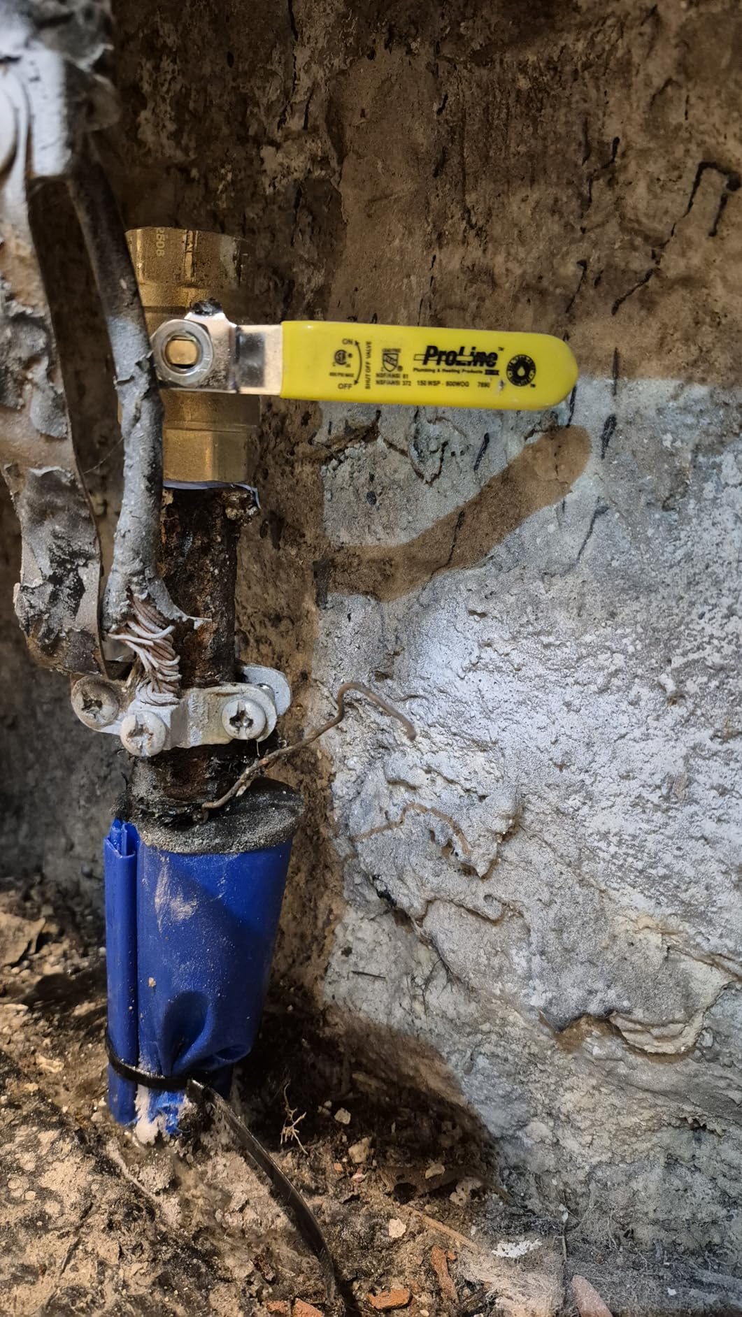 Arctic Hayes ZEK2 Aero Disposable Pipe Freeze Kit with 2 Freezing Jackets for Plumbing Installation, Repair & Maintenance. Freezes Plastic & Metal Pipes (8-28mm Diameter), Blue customer photo 1