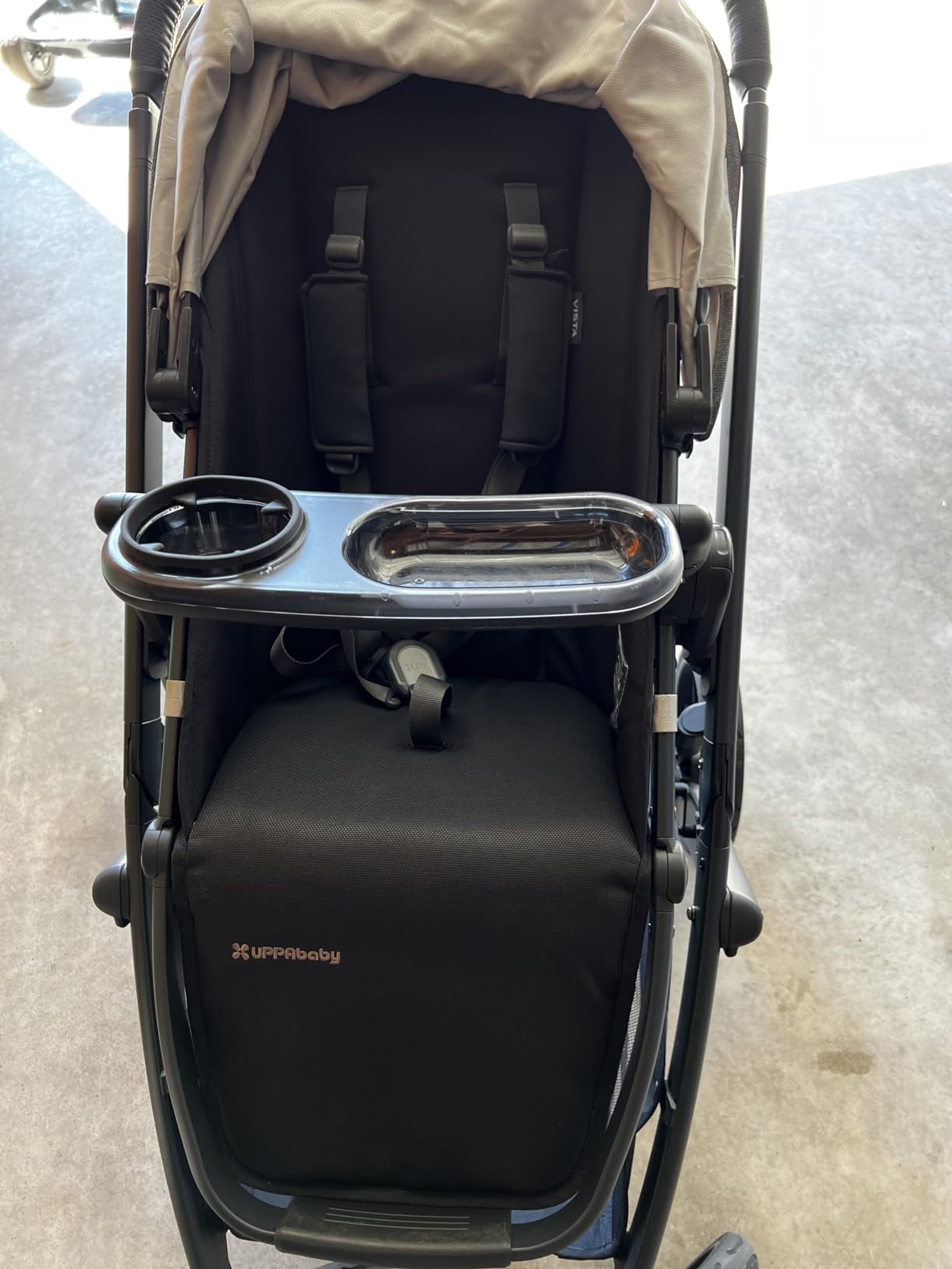 UPPAbaby Snack Tray for Vista, Cruz, RumbleSeat - Quick Attachment - Folds with Stroller customer photo 1