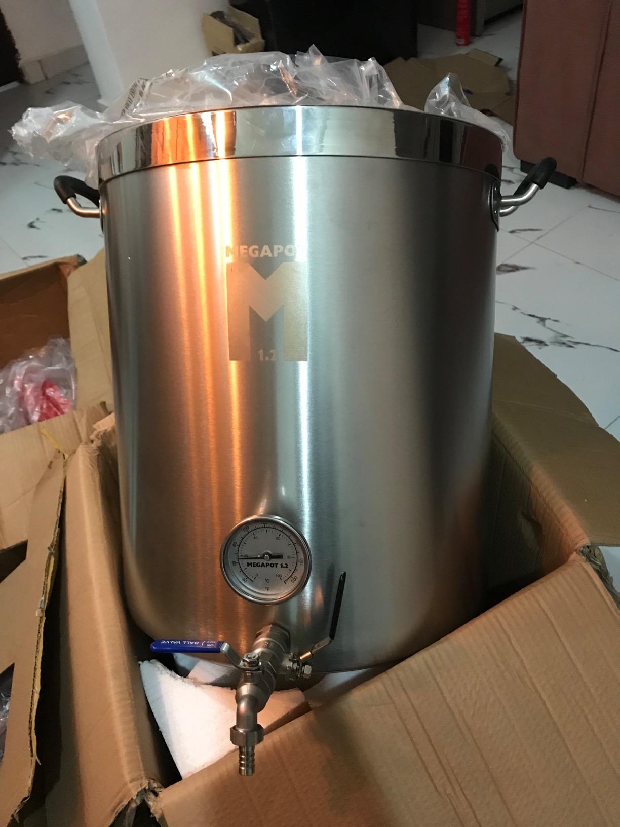 Northern Brewer - MegaPot Stainless Steel Brew Kettle with Volume Markings (15 Gallon w/Valve and Thermometer) customer photo 2