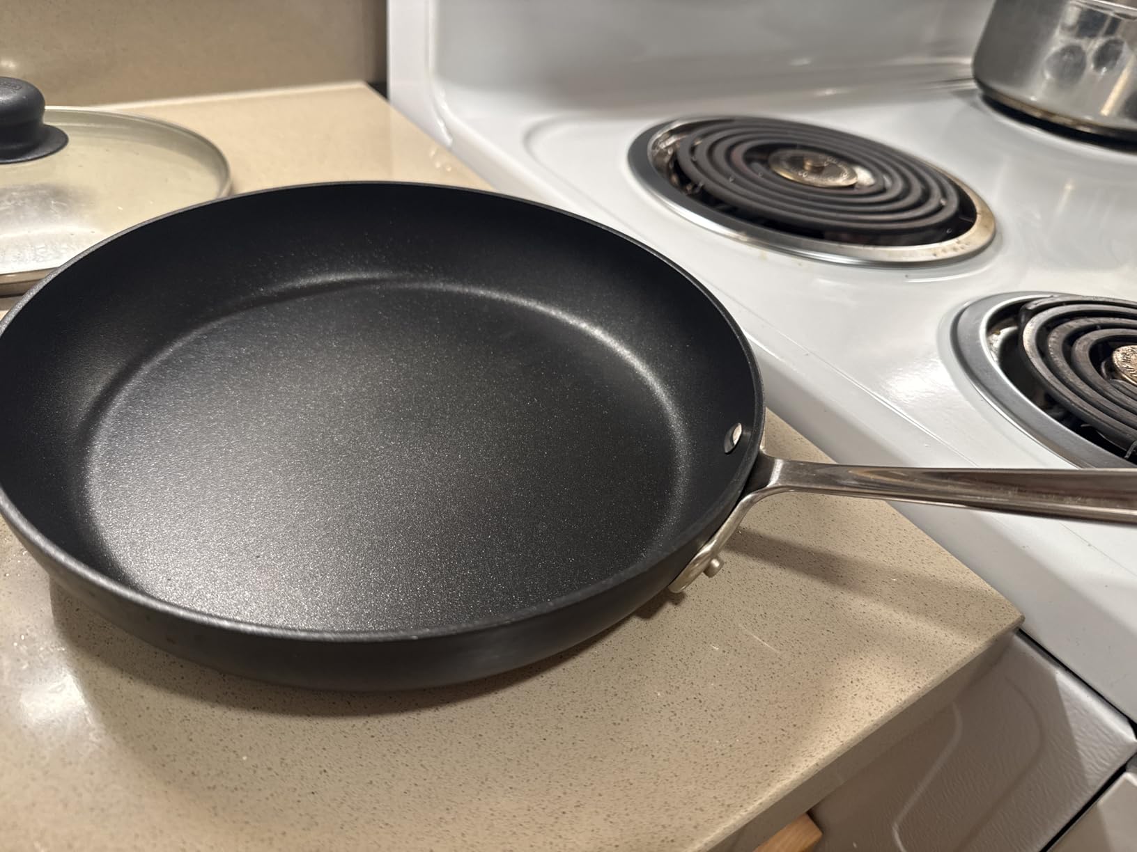 All-Clad HA1 Hard Anodized Non Stick Fry Pan Set 2 Piece, 8 and 10 Inch, Induction, Oven Broiler Safe 500F customer photo 2