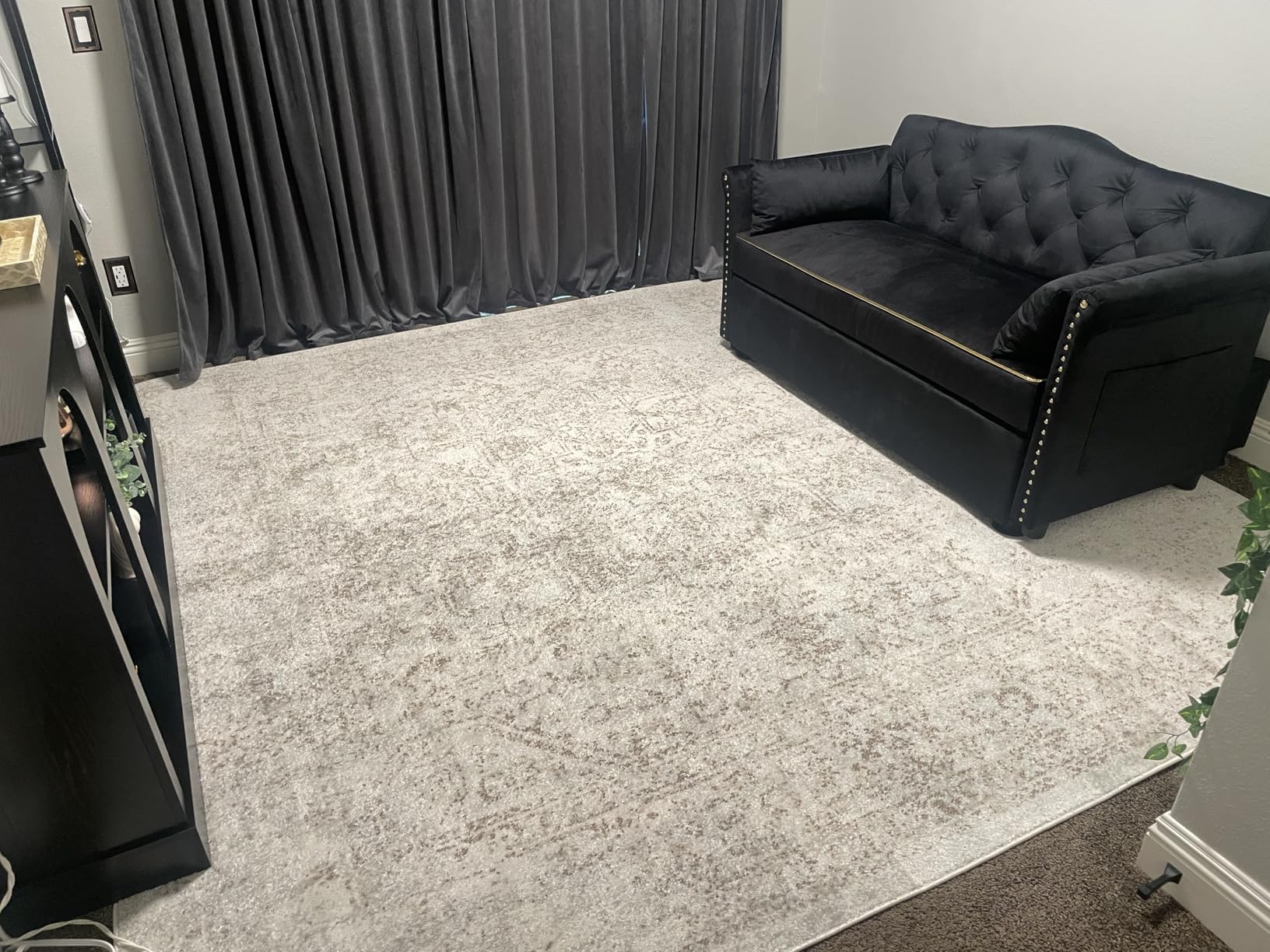SAFAVIEH Area Rug 8x10 - Evoke Collection - Large - Navy & Ivory, Distressed Design, Non-Shedding & Easy Cleaning, Ideal for Living Room, Bedroom, Dining Space (EVK256A) customer photo 1