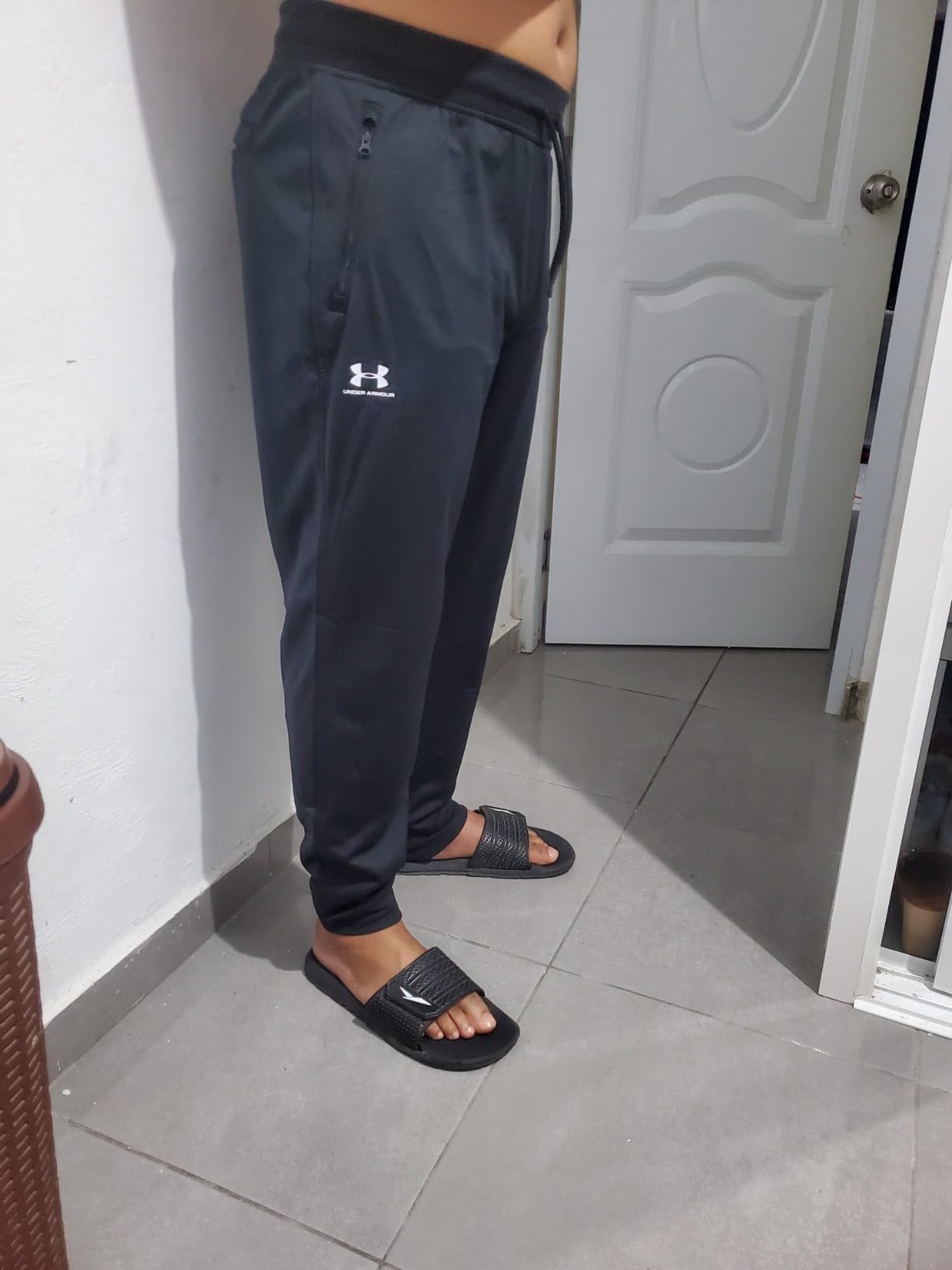 Under Armour Men's Sportstyle Tricot Jogger customer photo 2