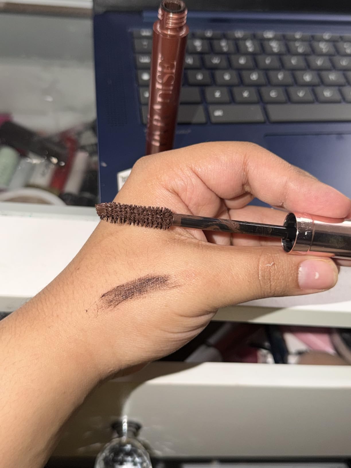 L'Oreal Paris Makeup Voluminous Lash Paradise Mascara, Voluptuous Volume, Intense Length, Feathery Soft Full Lashes, Blackest Black customer photo 2