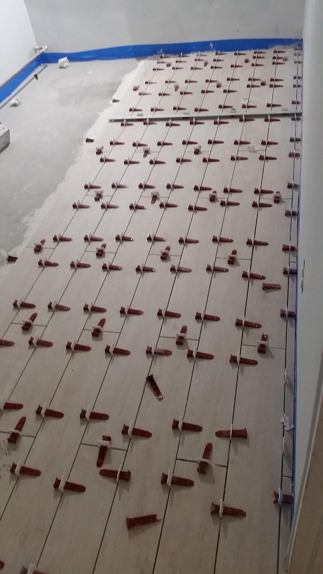 T-Lock PERFECT LEVEL MASTER Professional Anti lippage Tile Leveling System - Spacers Only - Red Wedges Not Included and Sold Separately (500, 2mm) customer photo 1