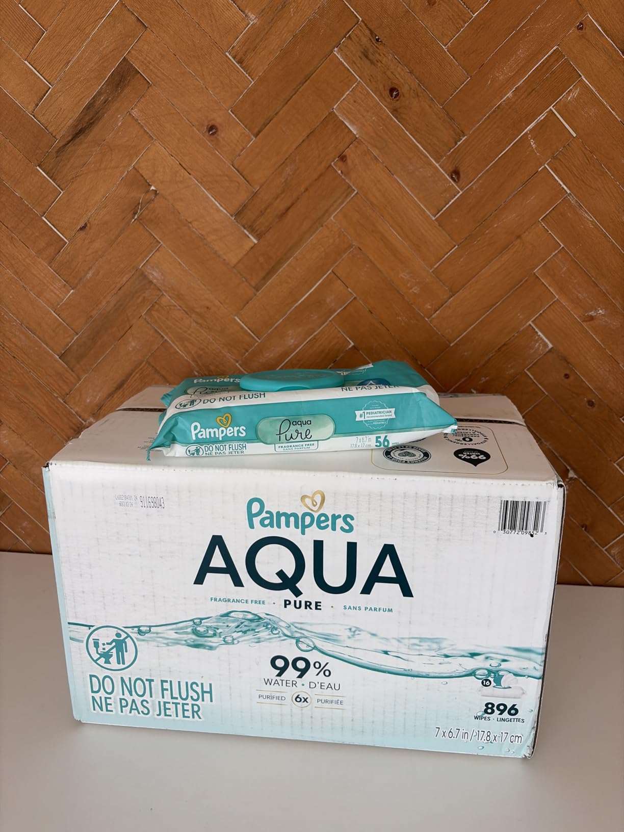 Pampers Aqua Pure Baby Wipes, 99% Water, Fragrance Free, Unscented, Water Based, Multi-Use, 336 Wipes Total (6X Flip-Top Packs) customer photo 2