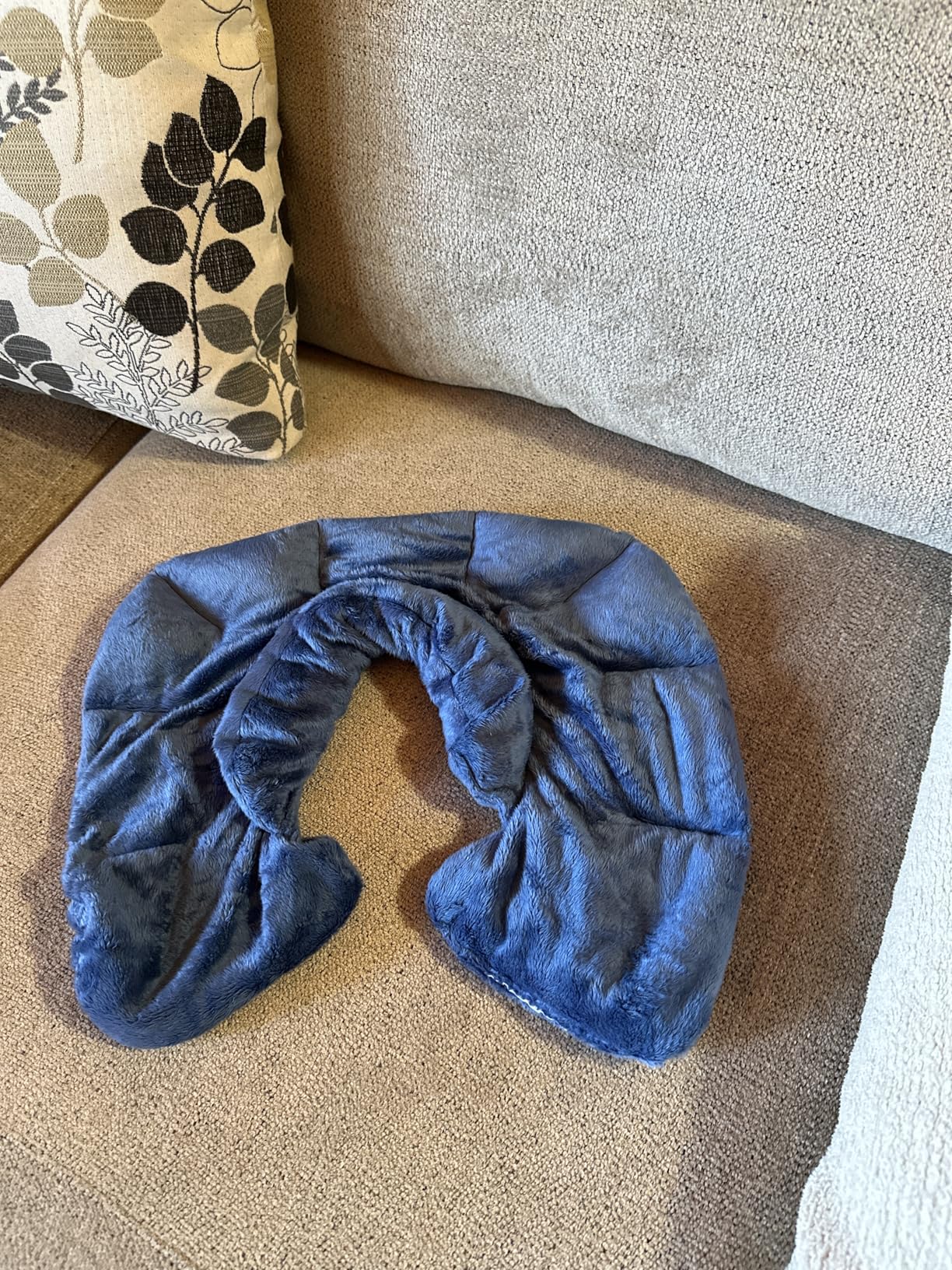 Sharper Image Heated Neck & Shoulder Wrap - Microwavable Warm & Cooling Plush Pad, Scented Aromatherapy (100% Natural Lavender & Herb Spa Blend), Pain Tension Headache Relief Therapy customer photo 1