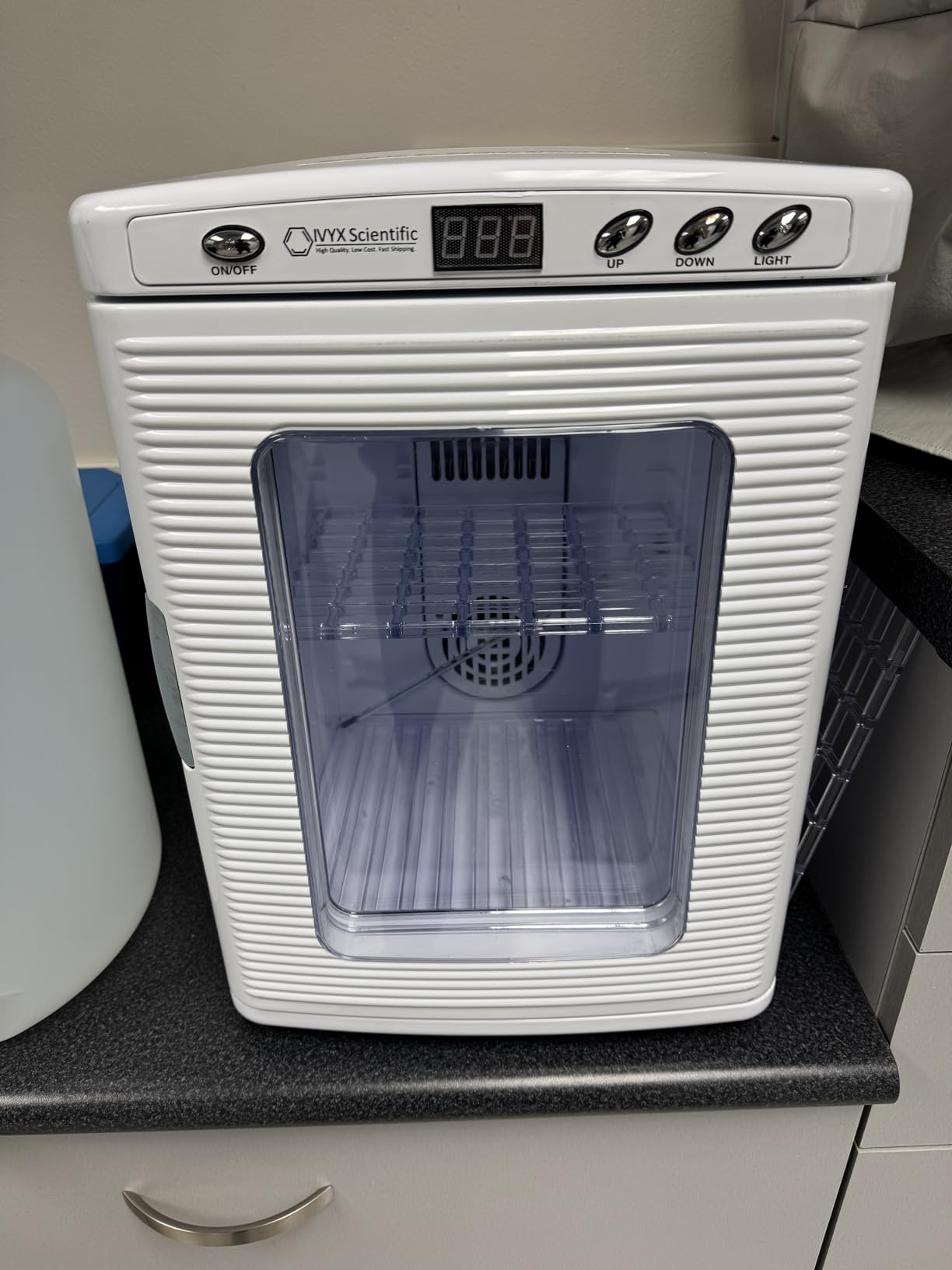 25L Incubator - Precise Temperature Control from 2 to 60C, 12V/110V customer photo 1