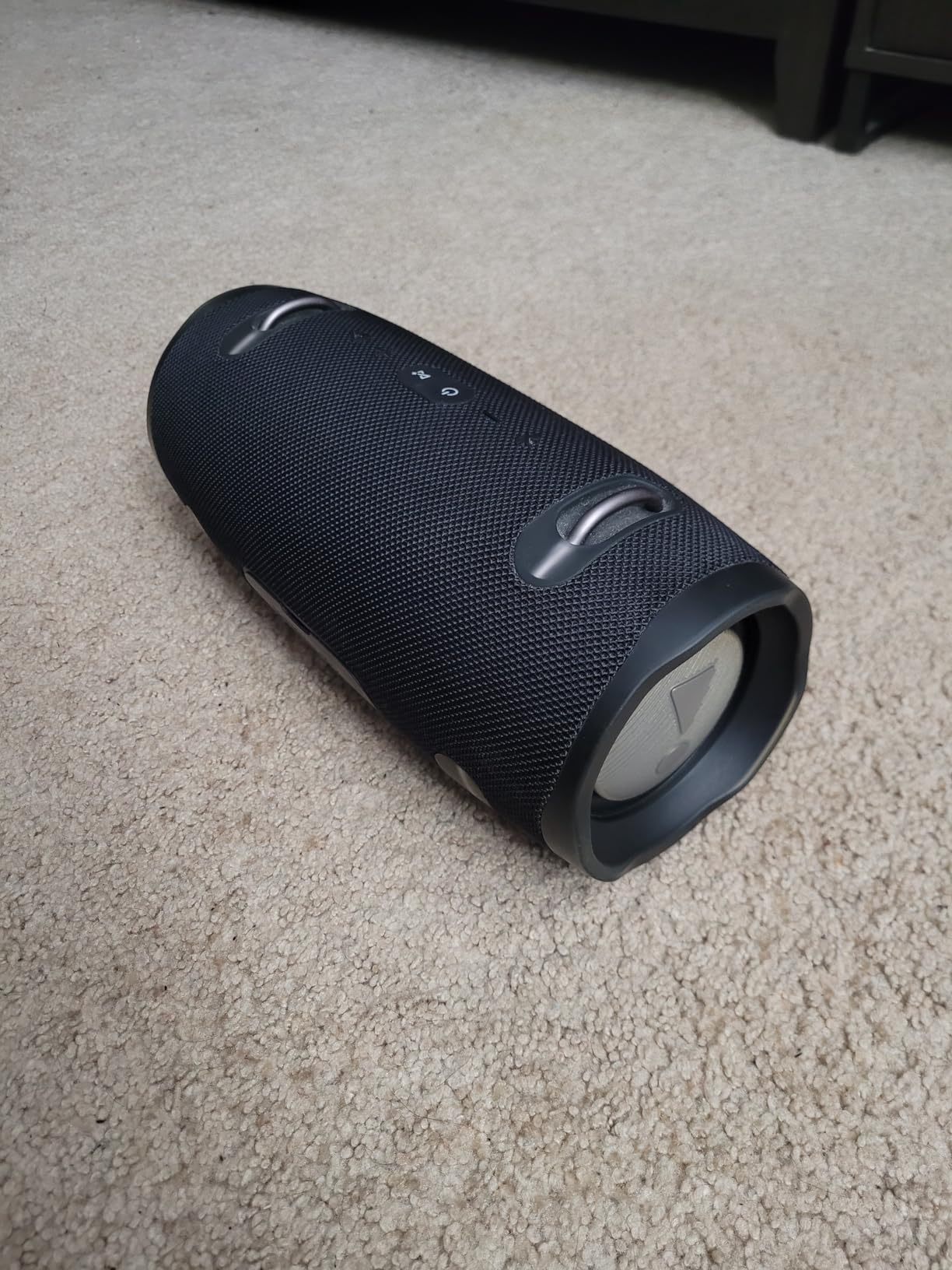 JBL Xtreme 2 - Waterproof Portable Bluetooth Speaker, Powerful Sound and Deep Bass (Black) customer photo 2